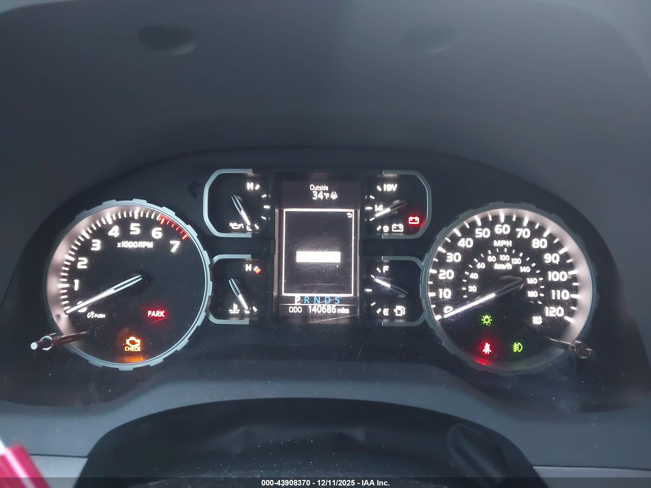 TOYOTA TUNDRA image 7