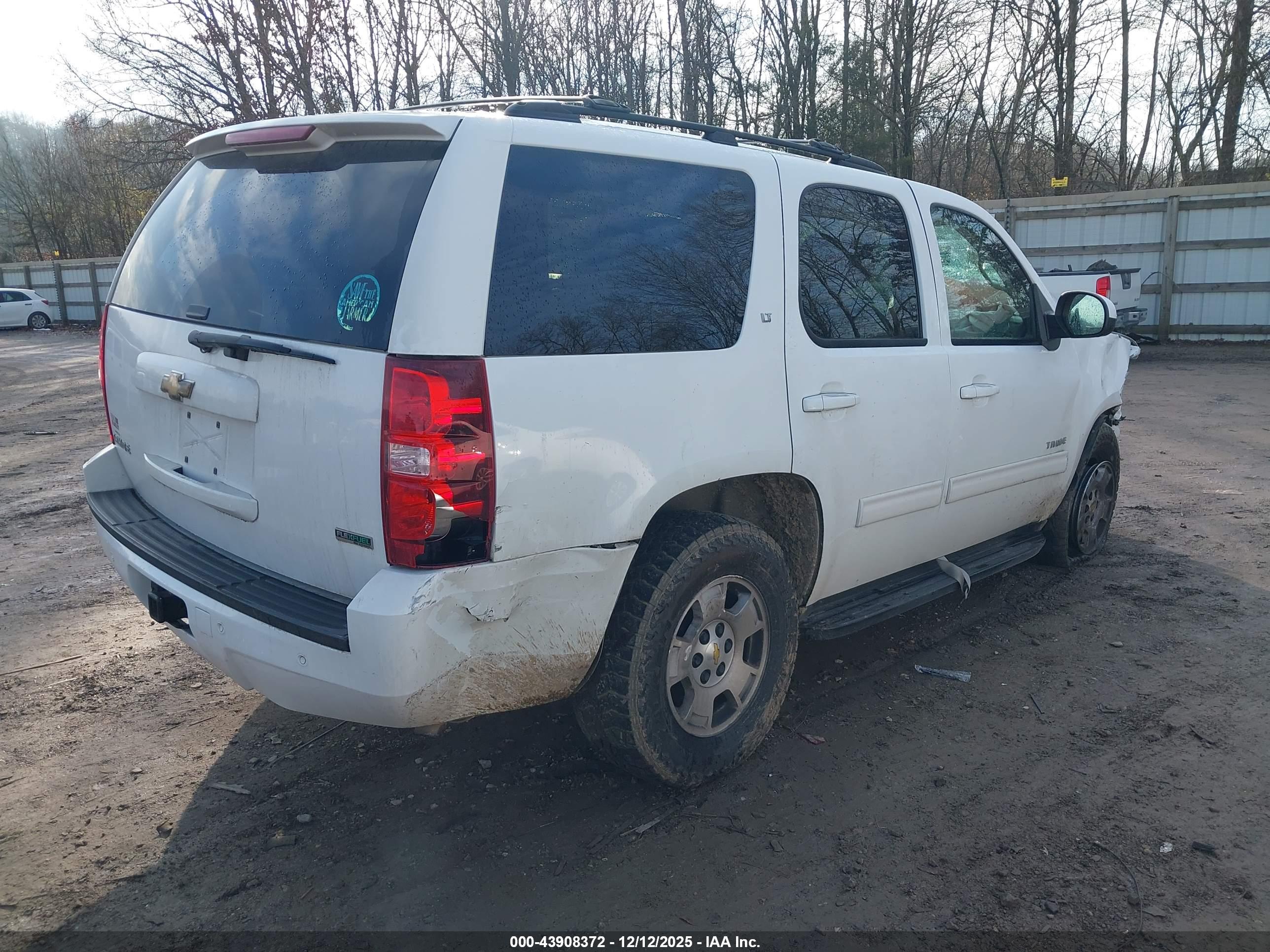 CHEVROLET TAHOE image 4
