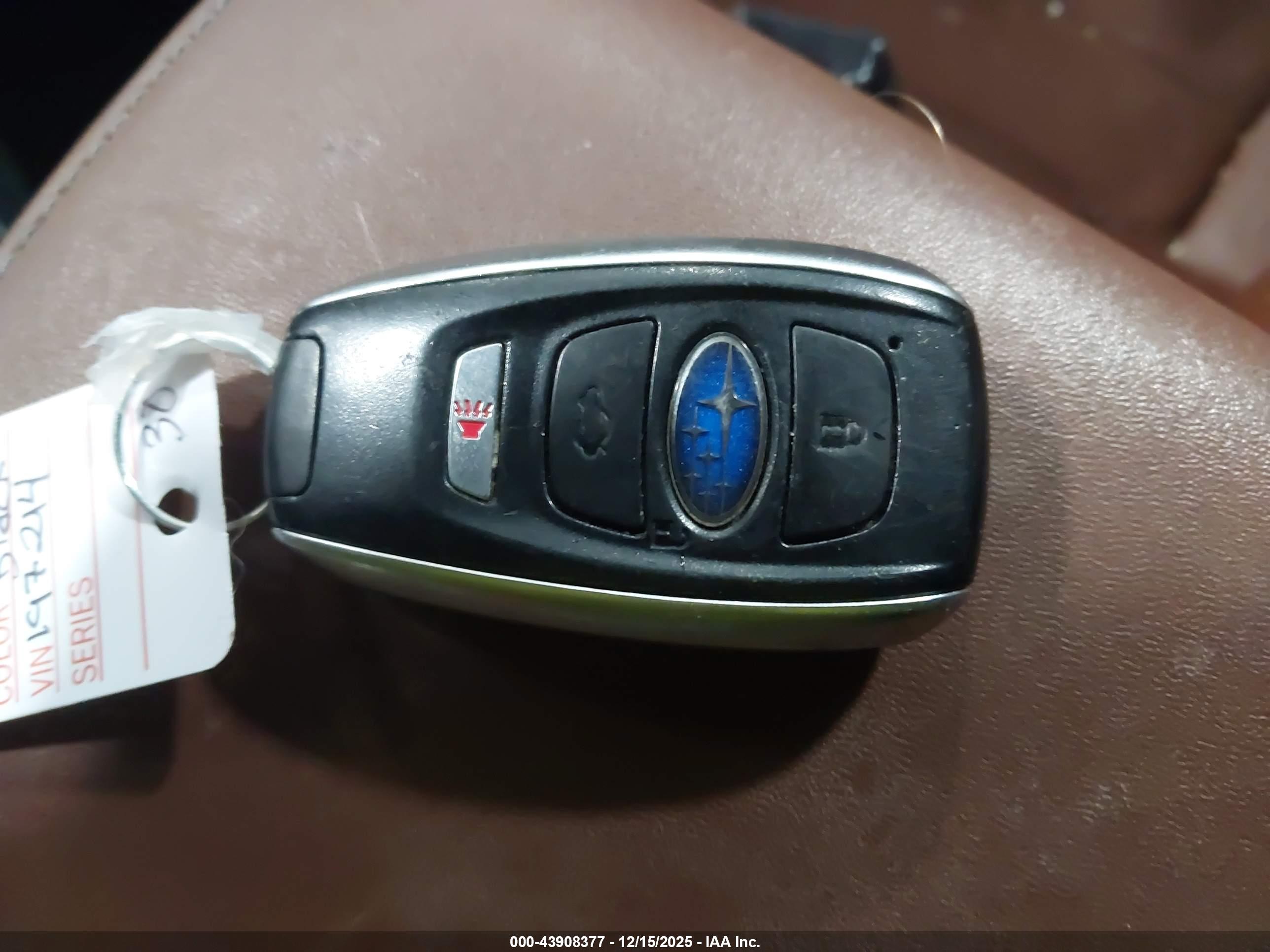 SUBARU OUTBACK image 11