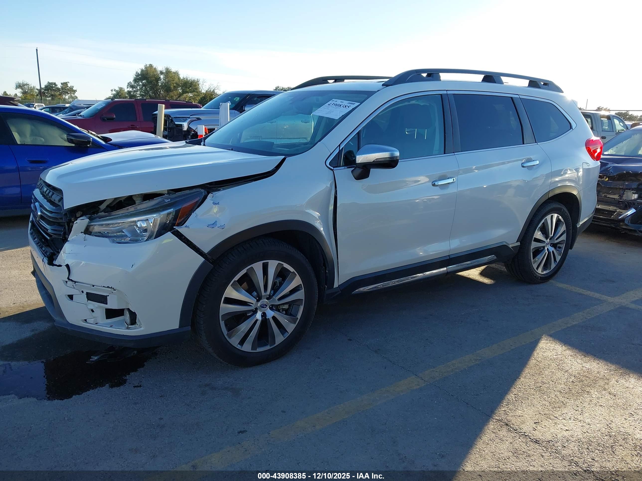 SUBARU ASCENT image 2