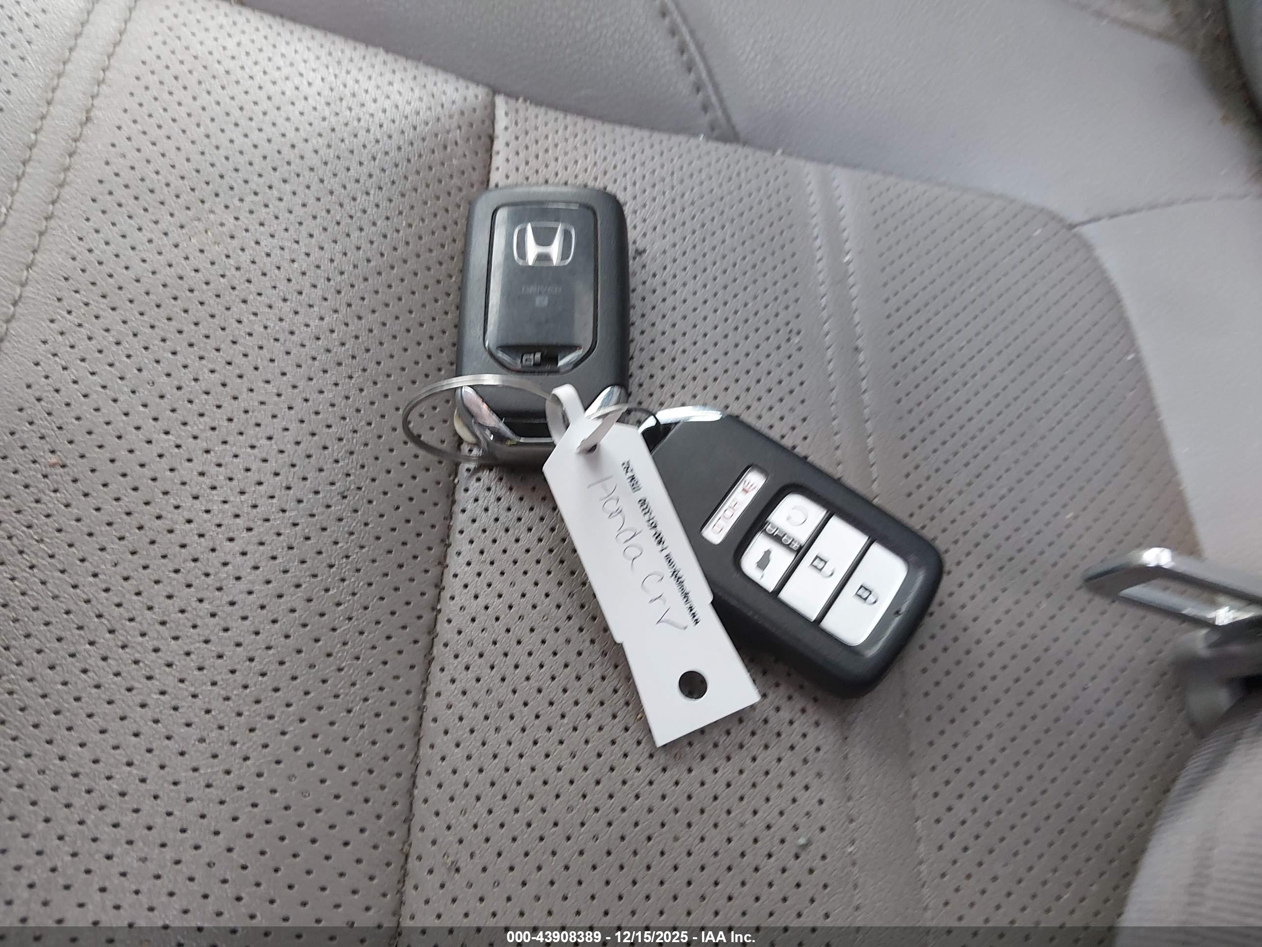 HONDA CR-V image 11