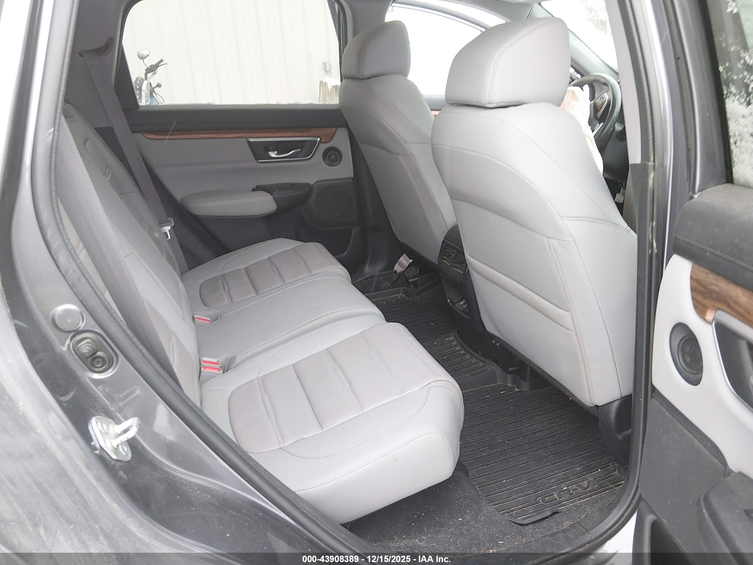 HONDA CR-V image 8