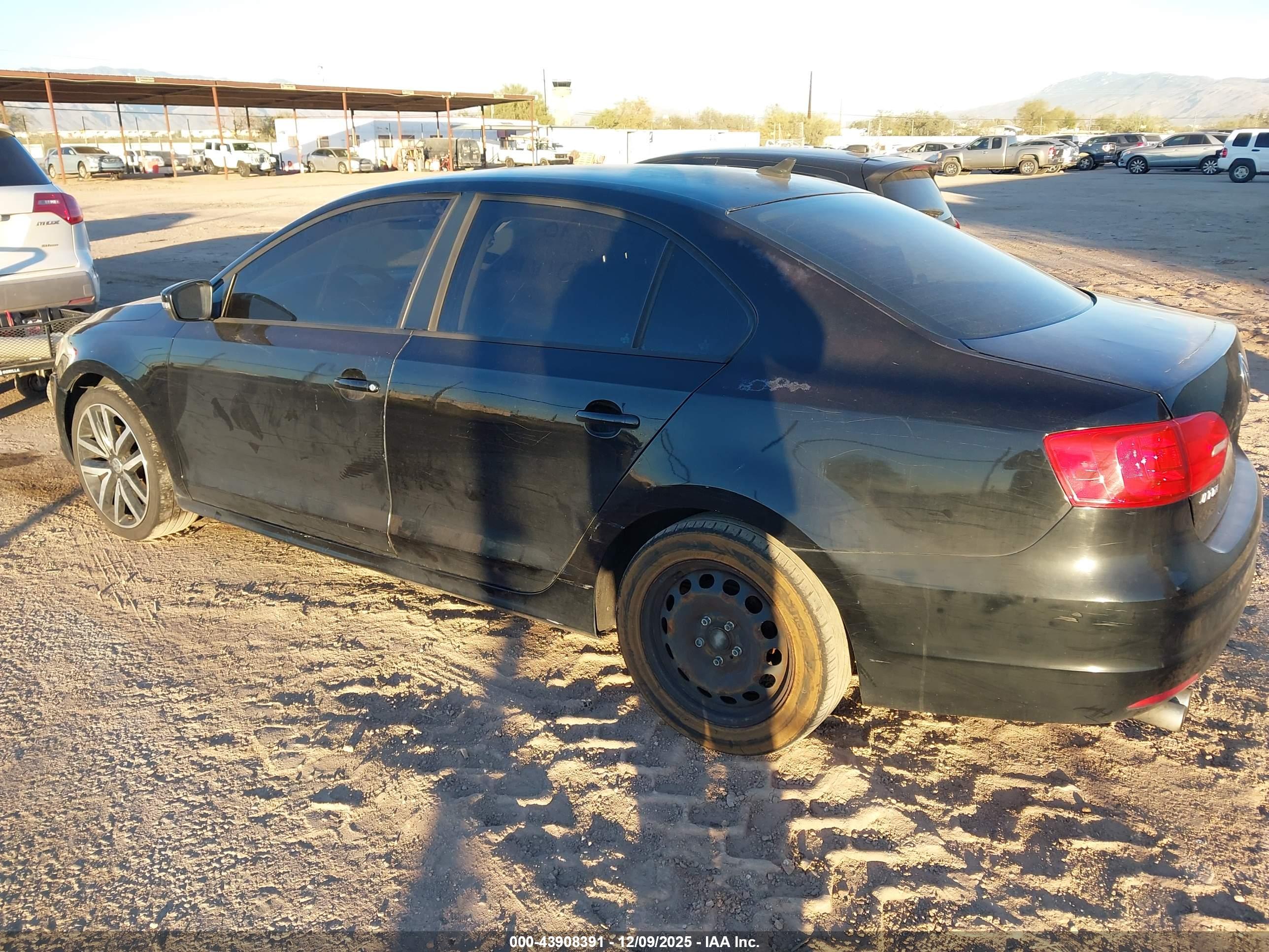 VOLKSWAGEN JETTA image 3