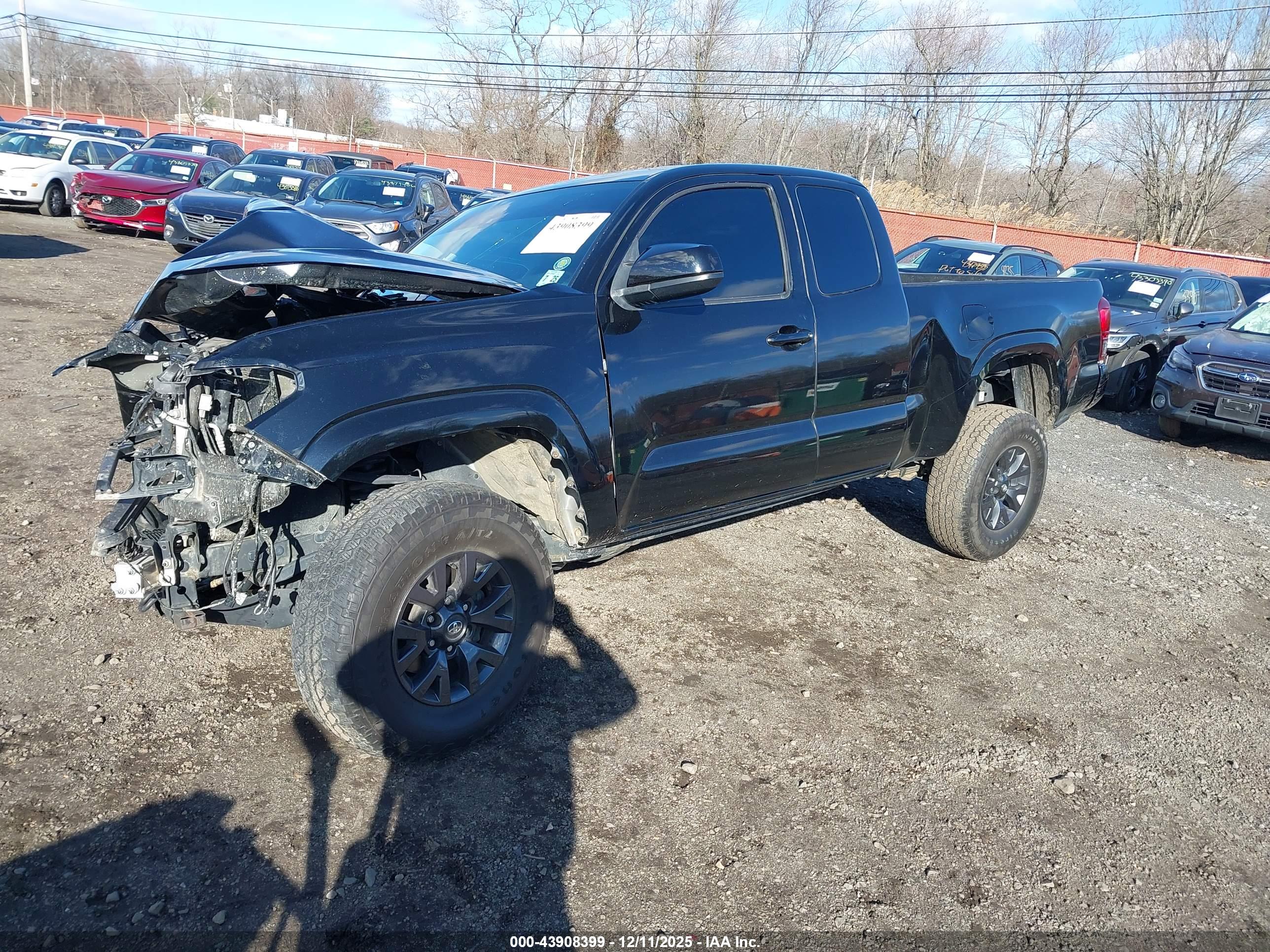 TOYOTA TACOMA image 2