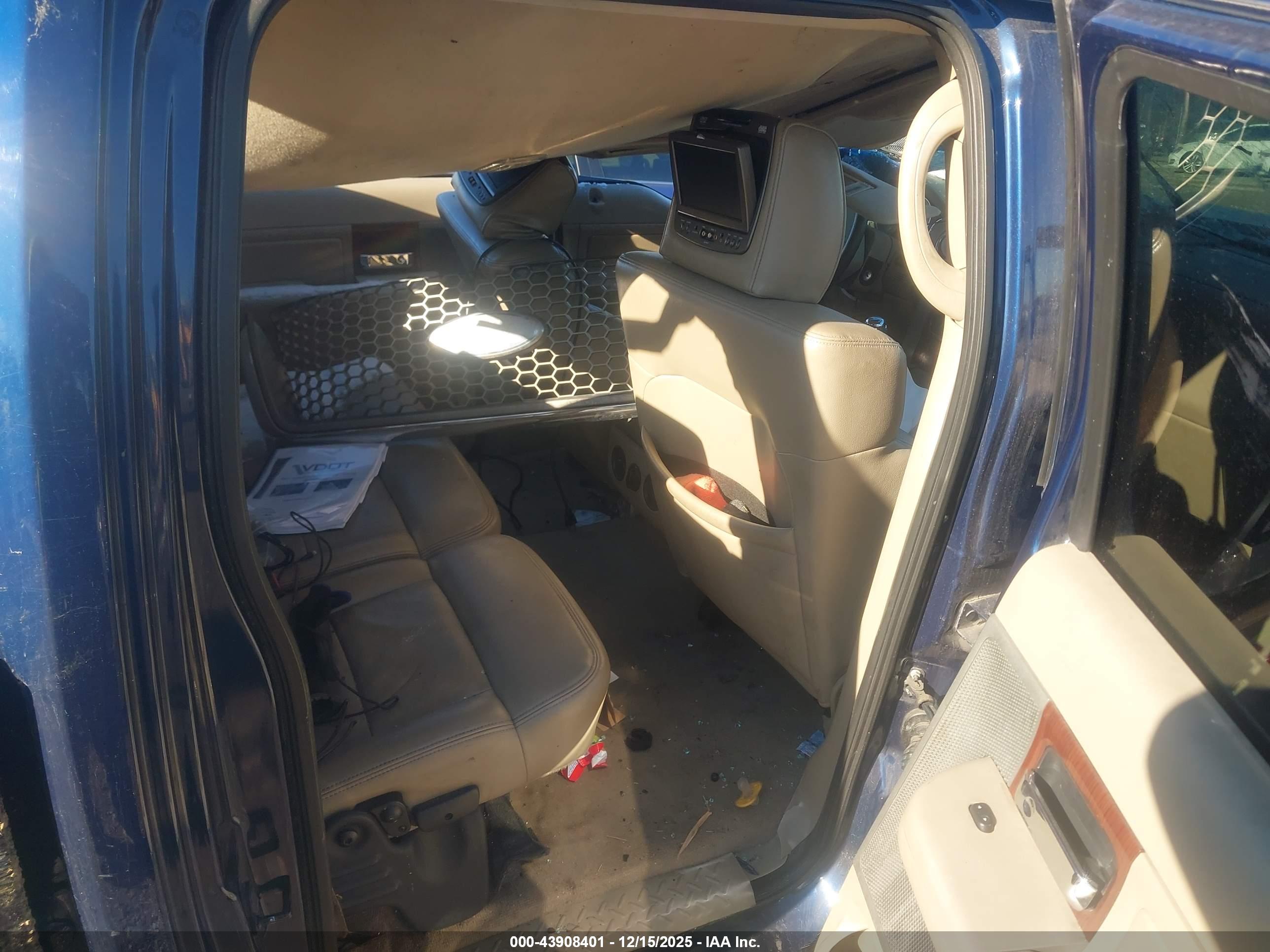 FORD F-150 image 8