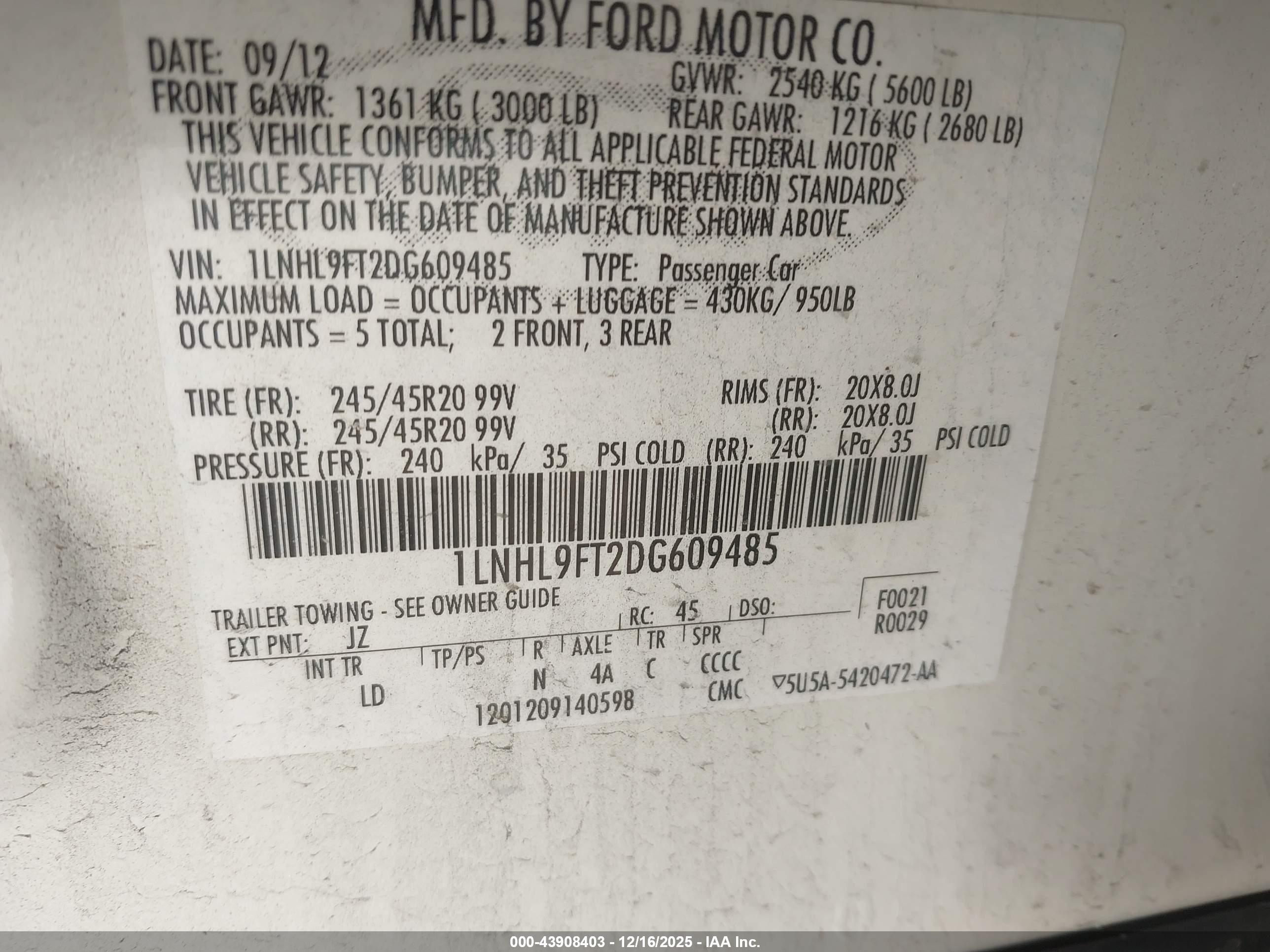 LINCOLN MKS image 9