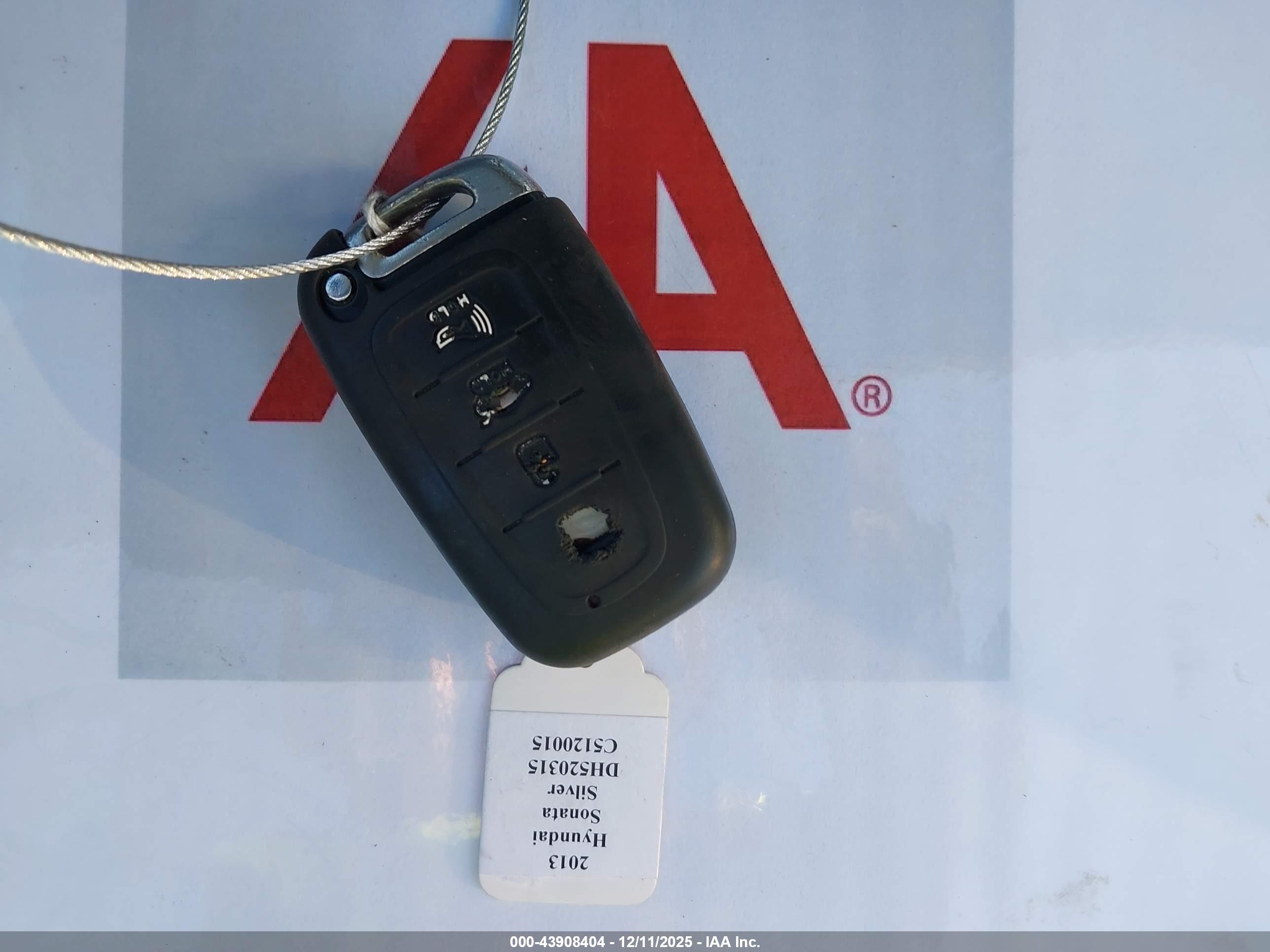 HYUNDAI SONATA image 11