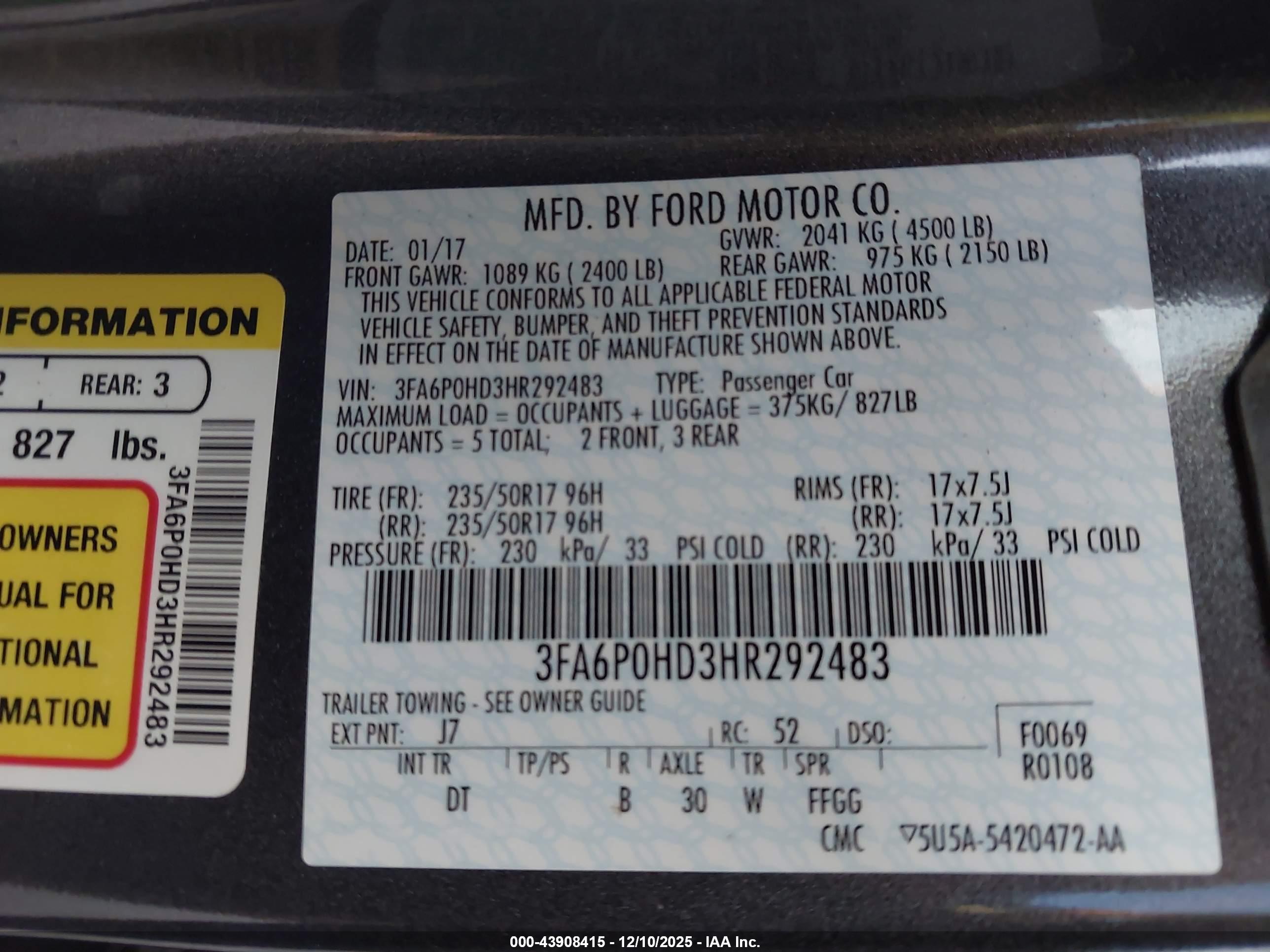 FORD FUSION image 9