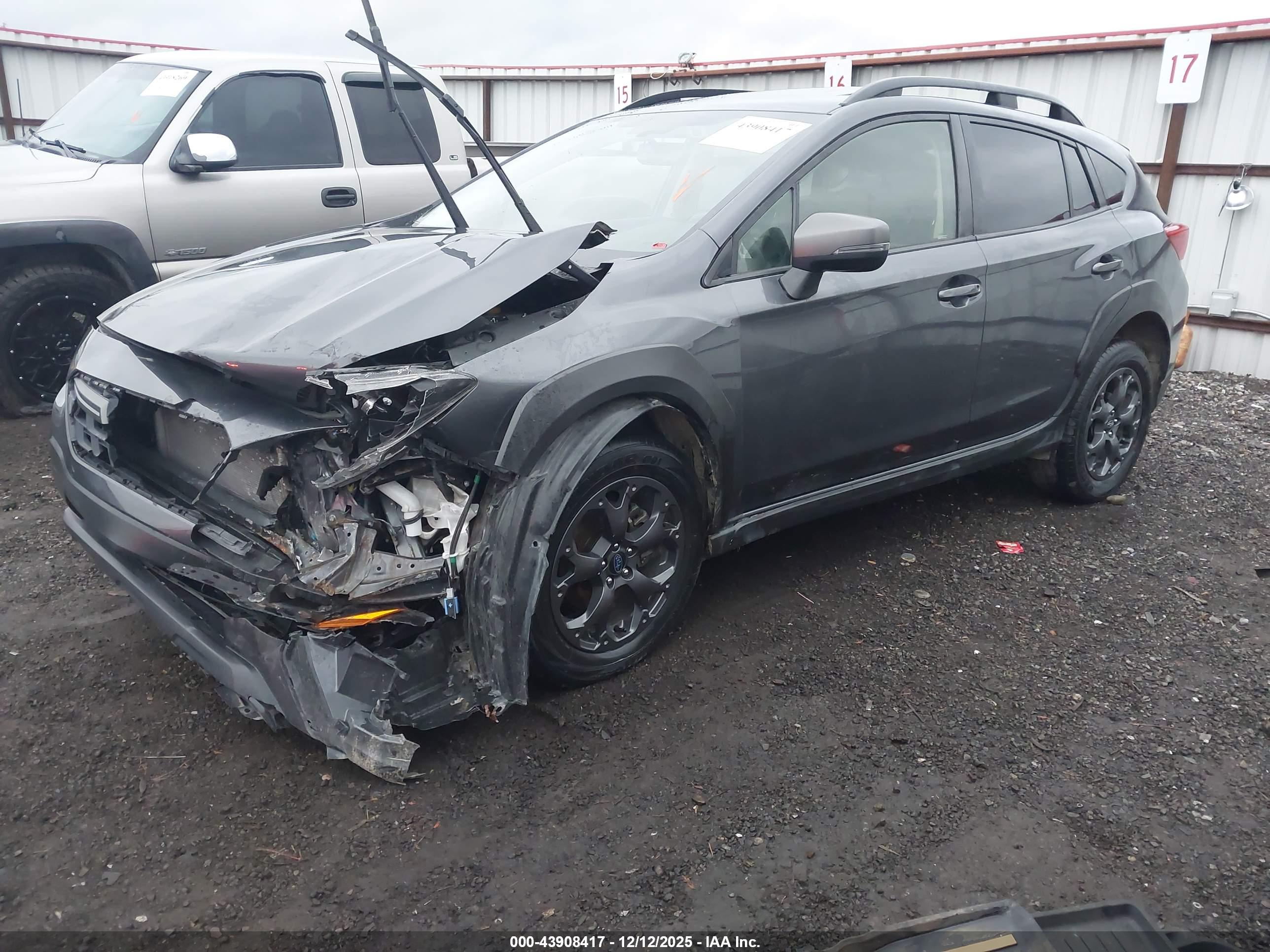 SUBARU CROSSTREK image 2