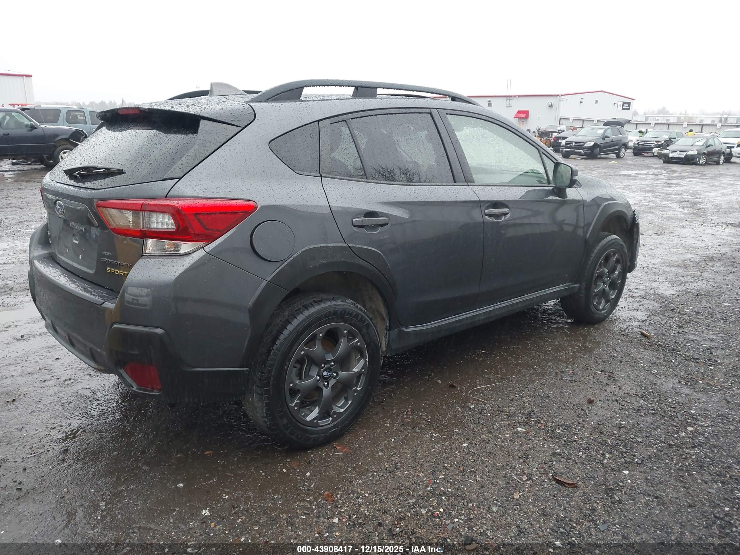 SUBARU CROSSTREK image 4