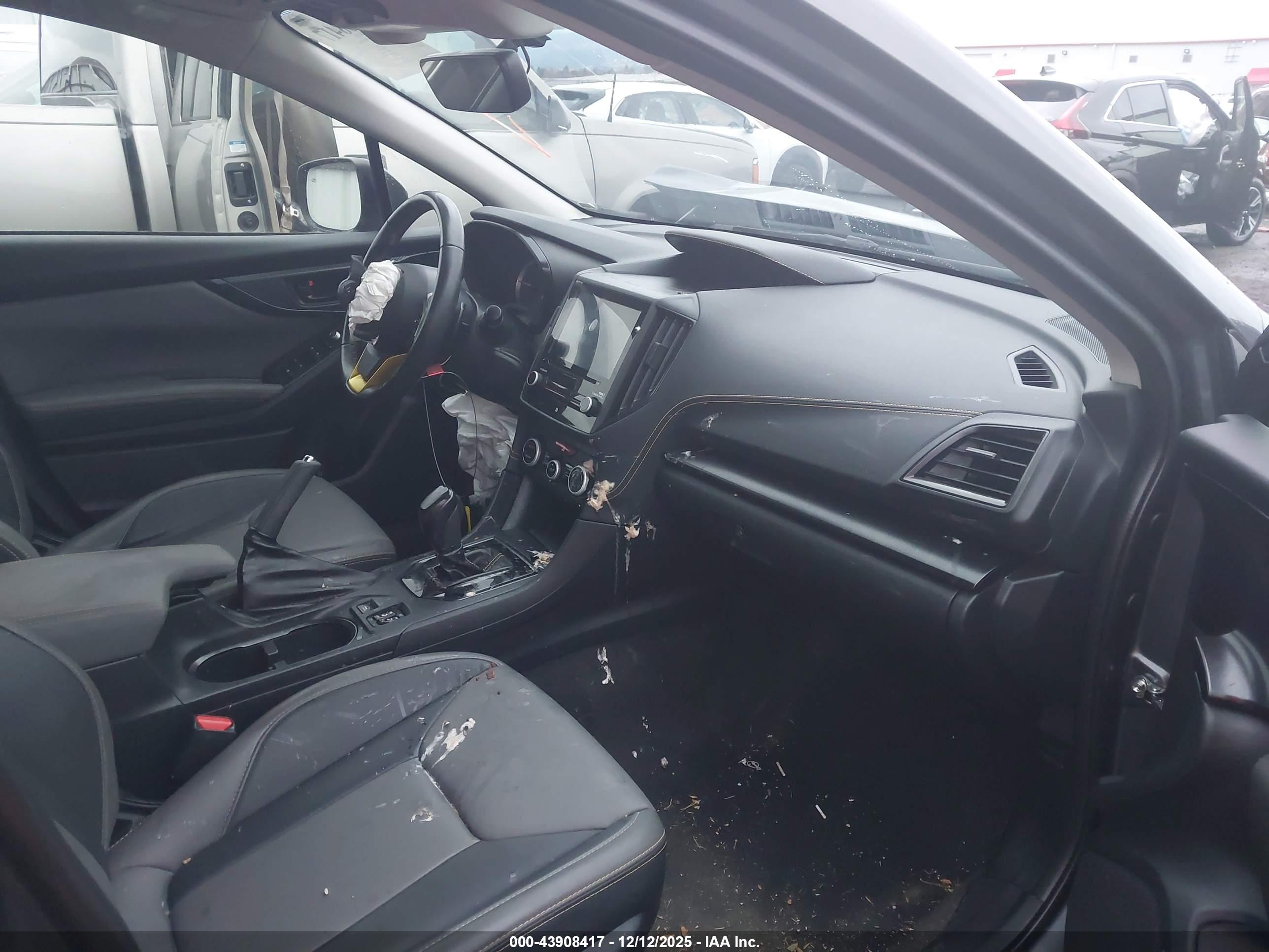 SUBARU CROSSTREK image 5