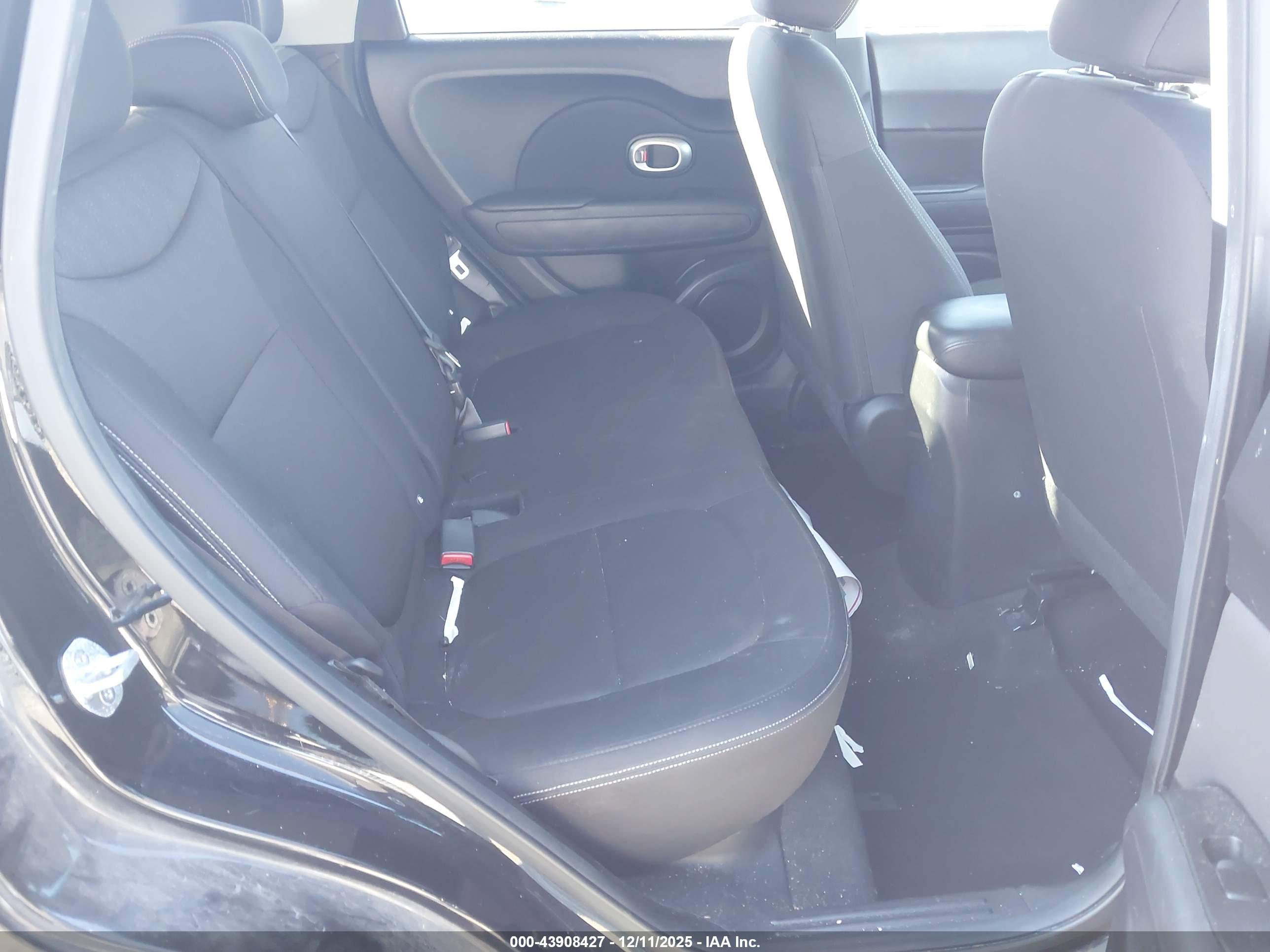 KIA SOUL image 8