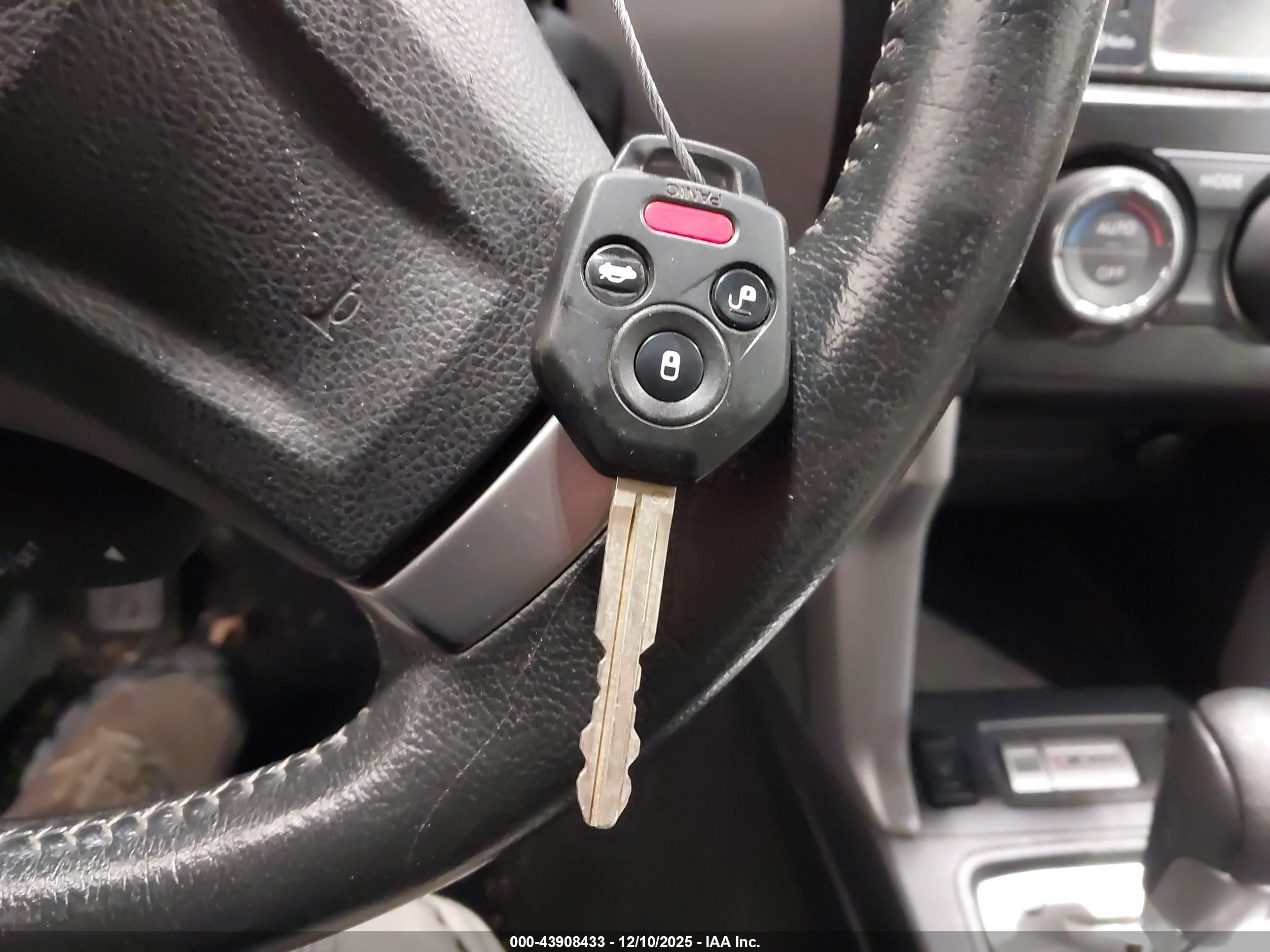 SUBARU FORESTER image 11