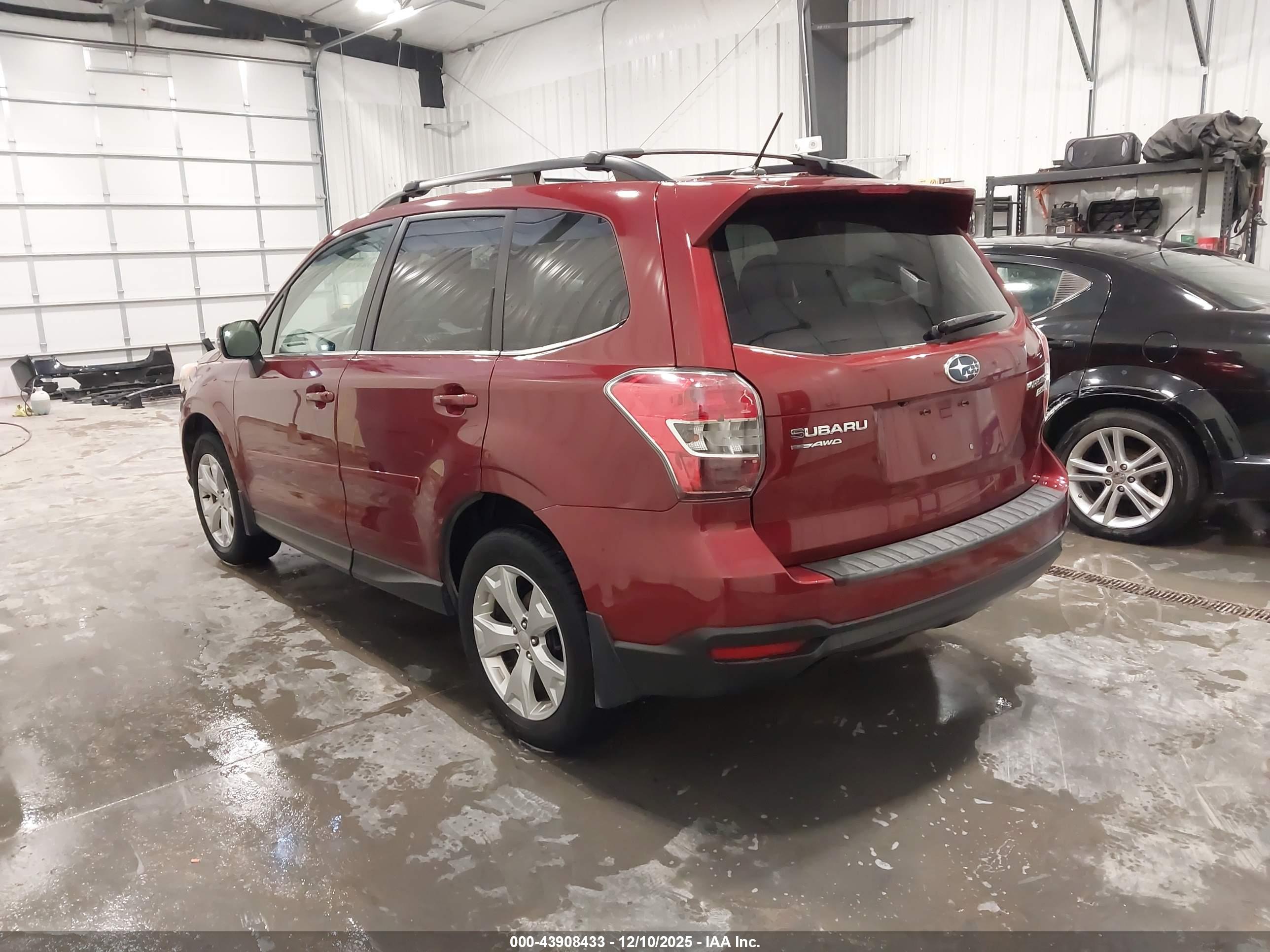 SUBARU FORESTER image 3
