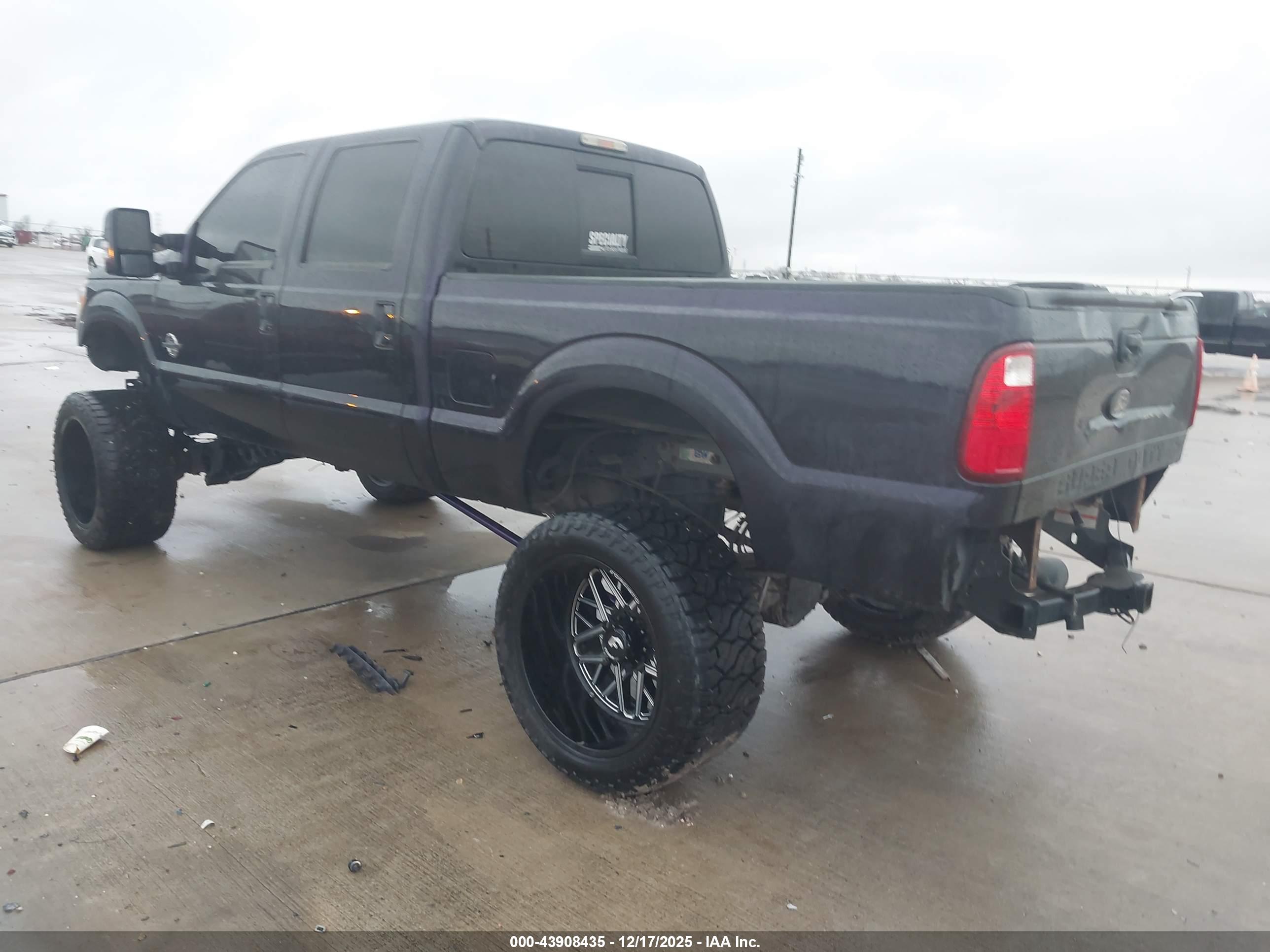 FORD F-350 image 3