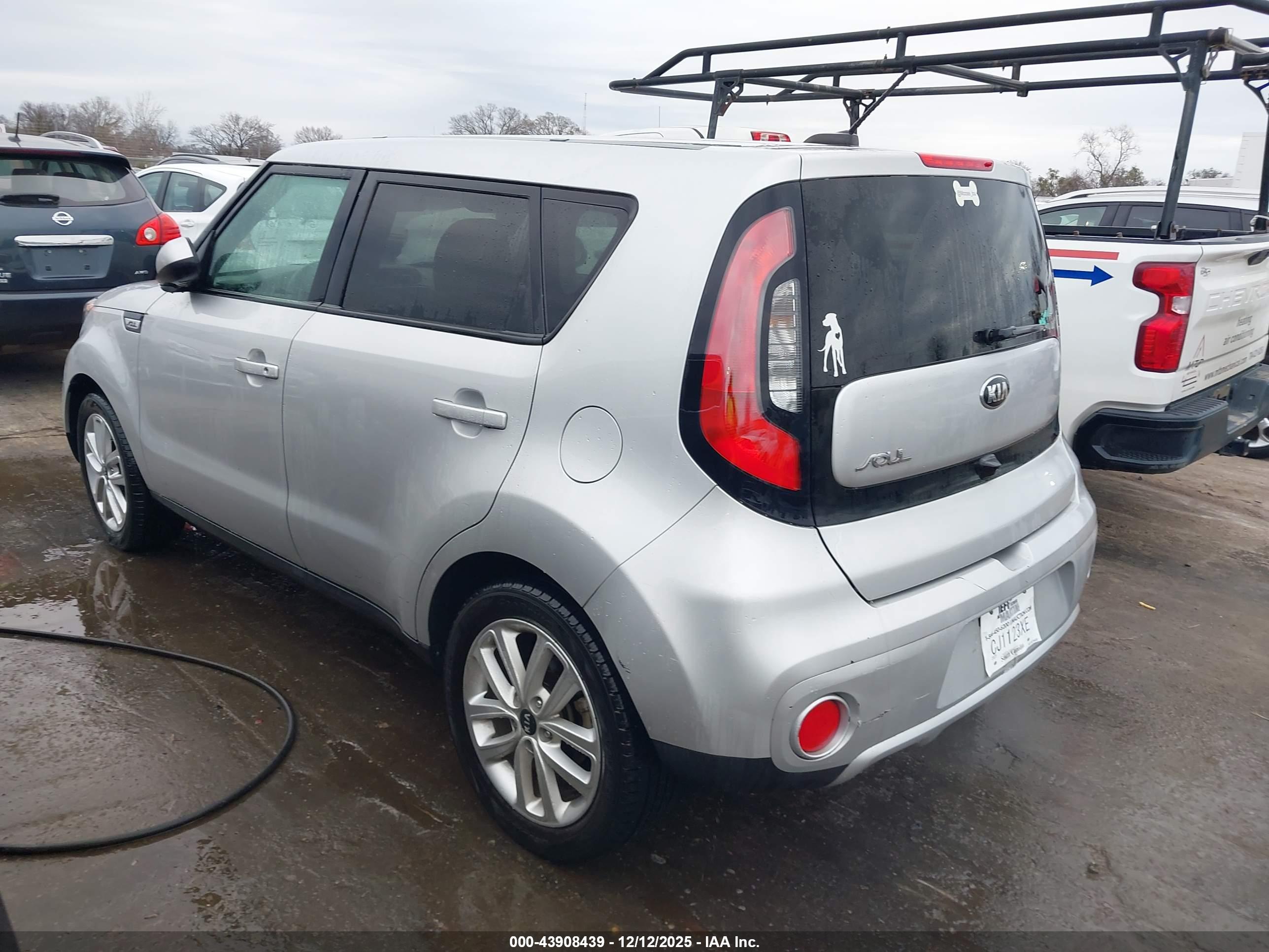 KIA SOUL image 3