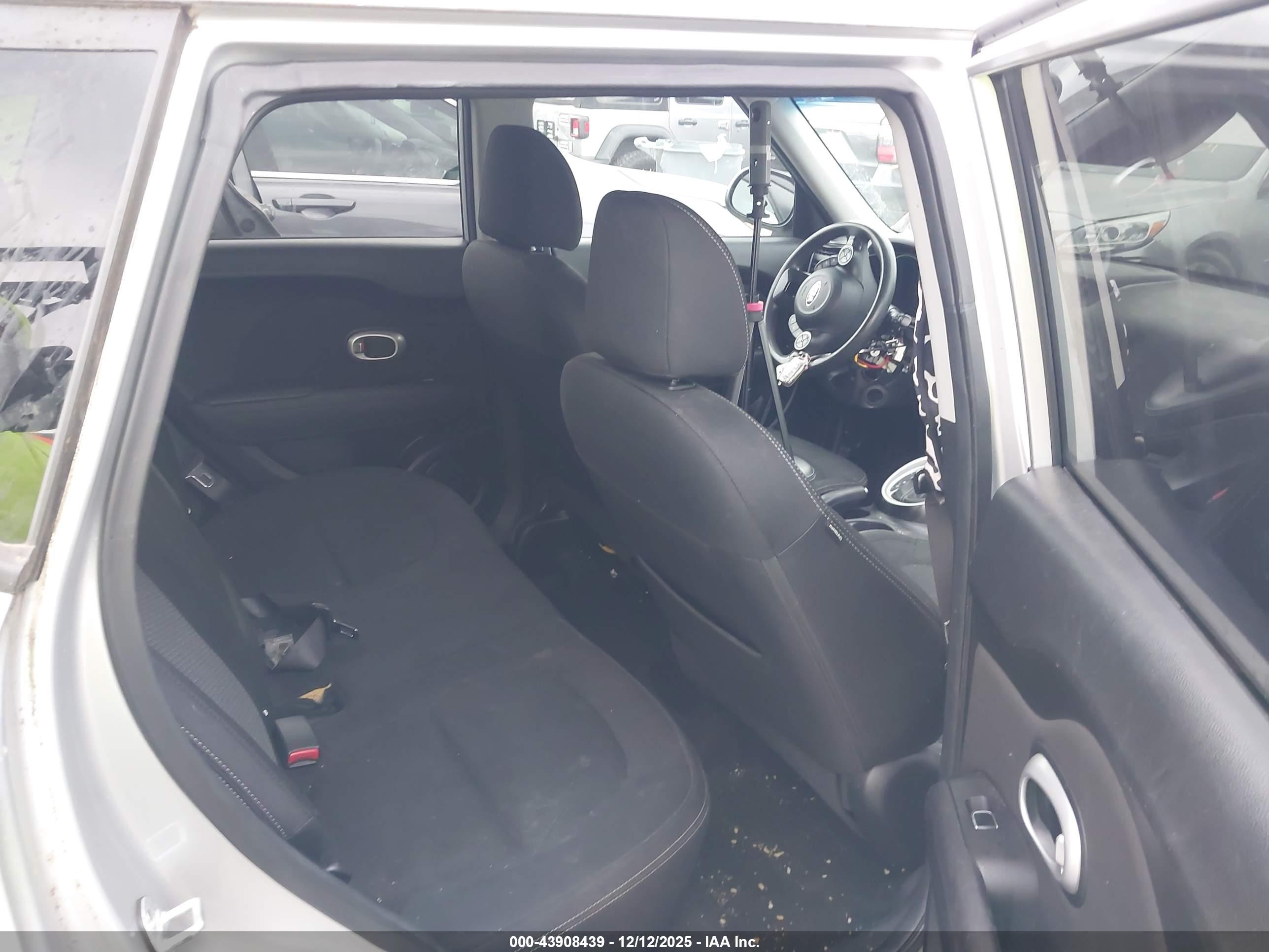 KIA SOUL image 8
