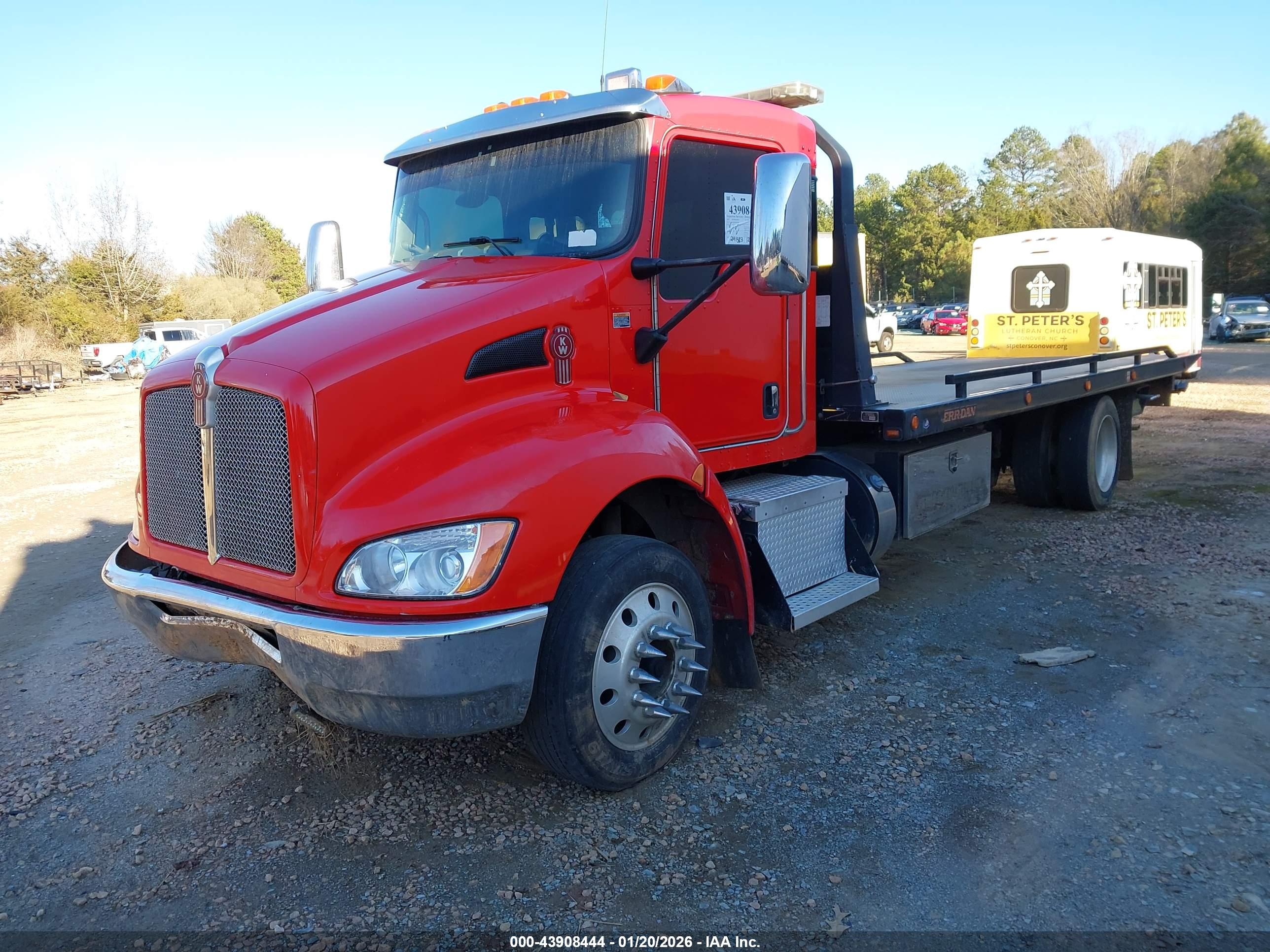 KENWORTH T3 image 2