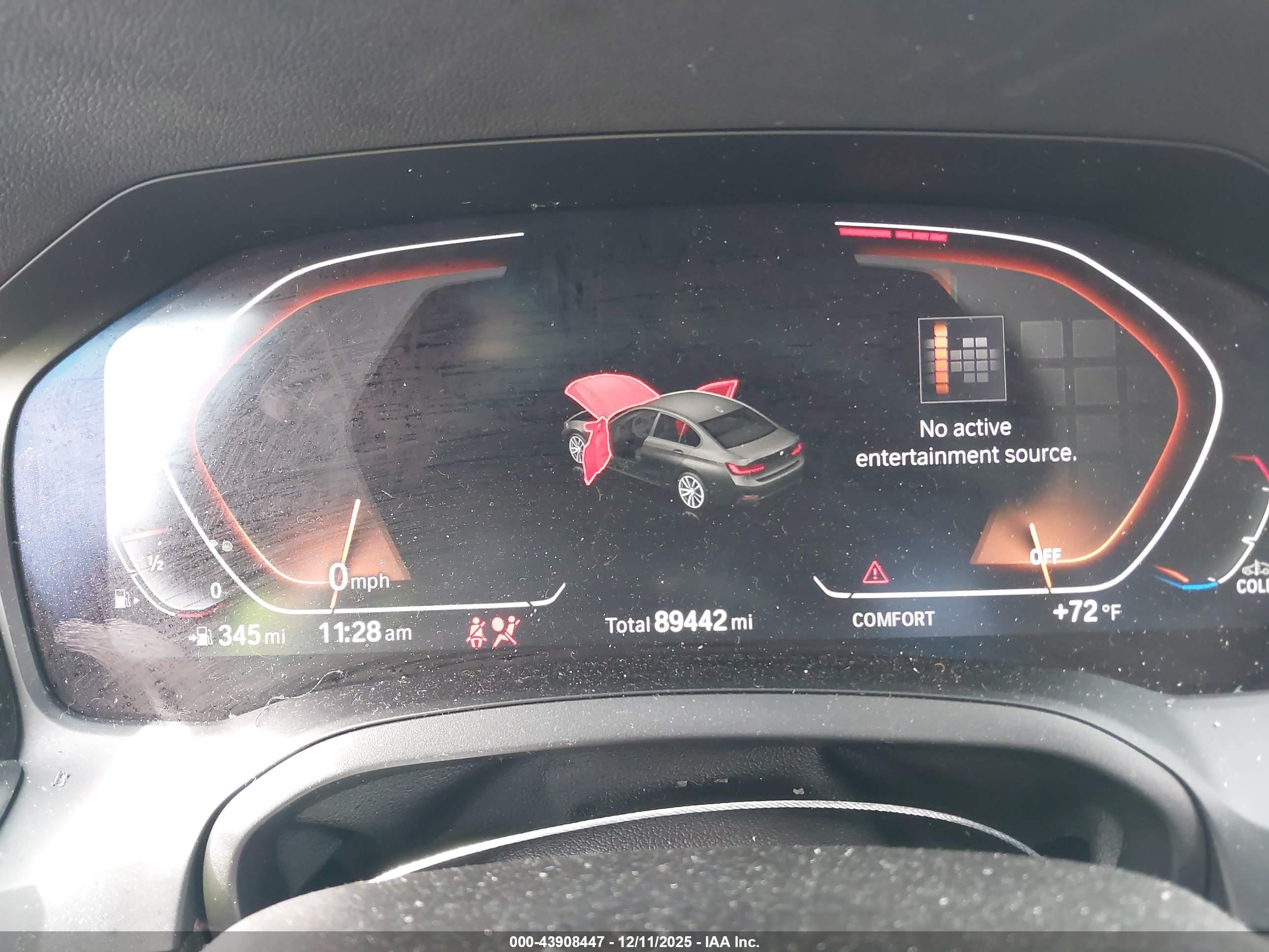 BMW 330I image 7
