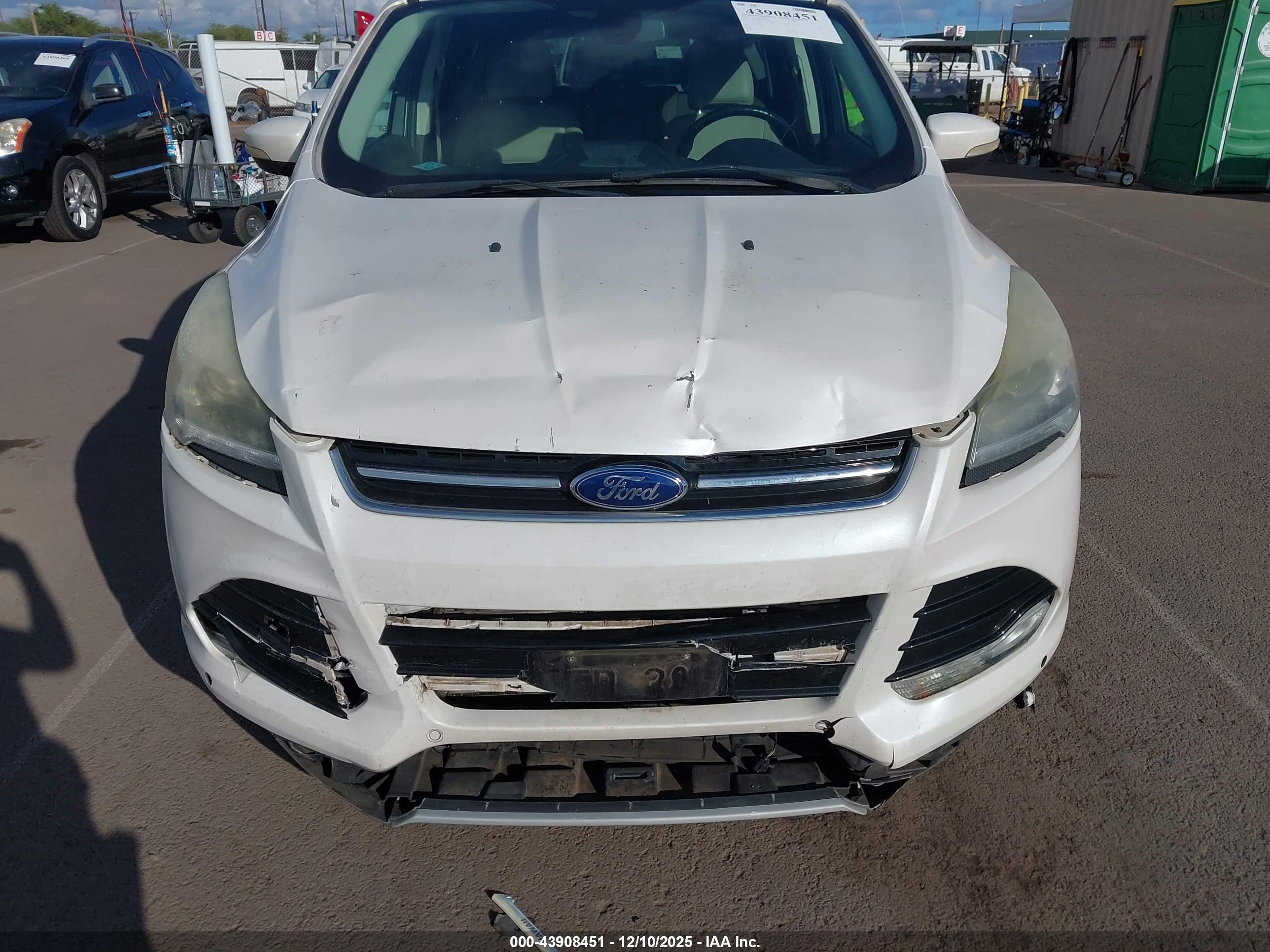 FORD ESCAPE image 6