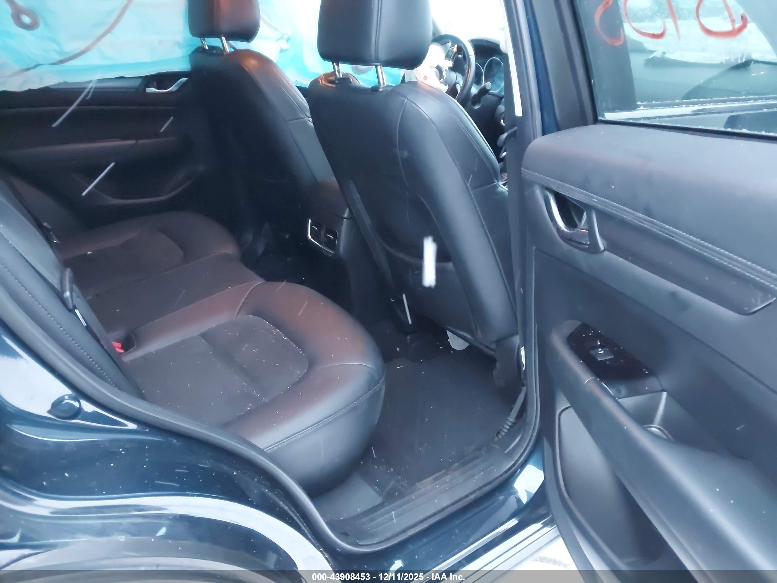 MAZDA CX-5 image 8
