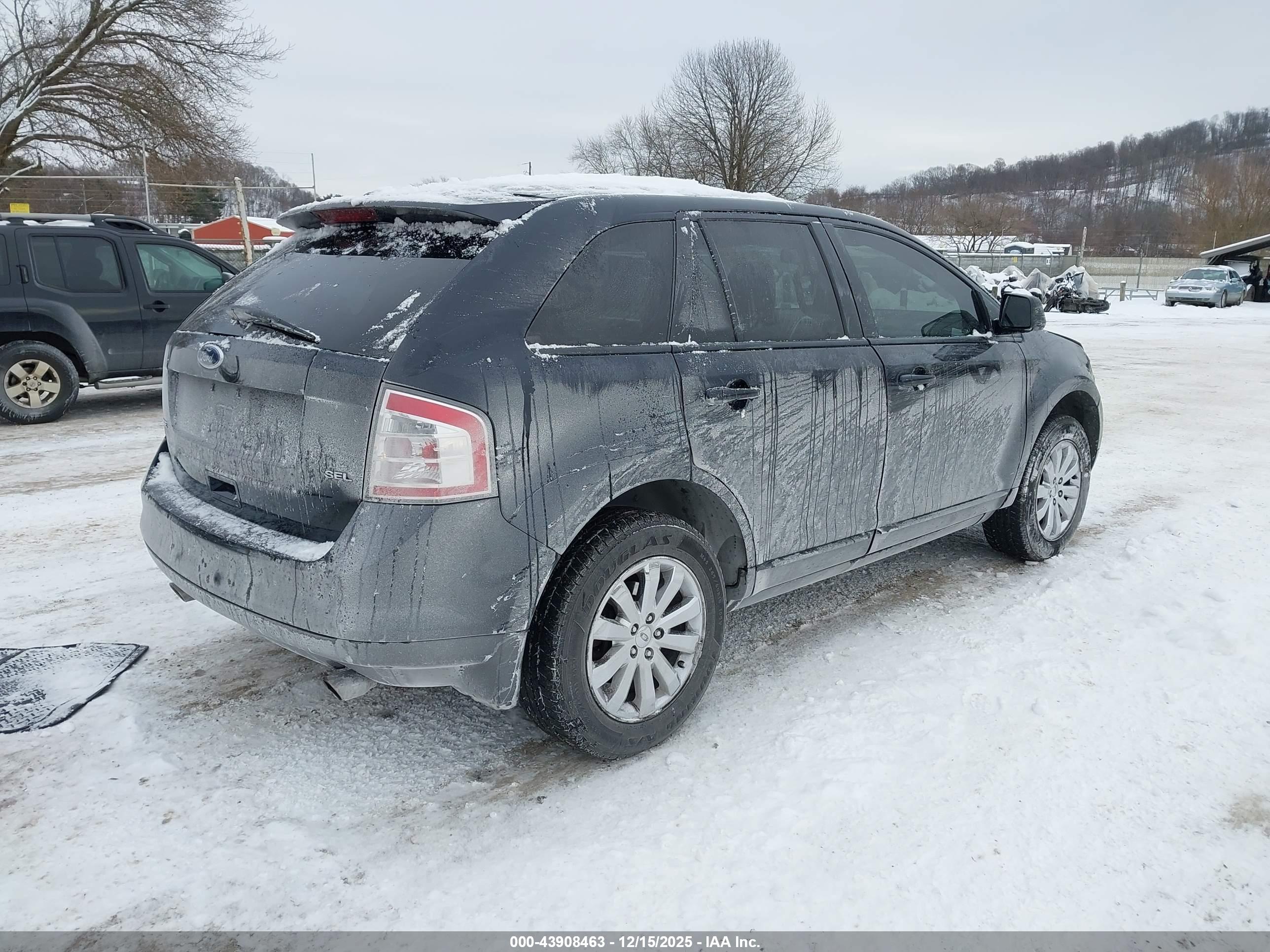 FORD EDGE image 4