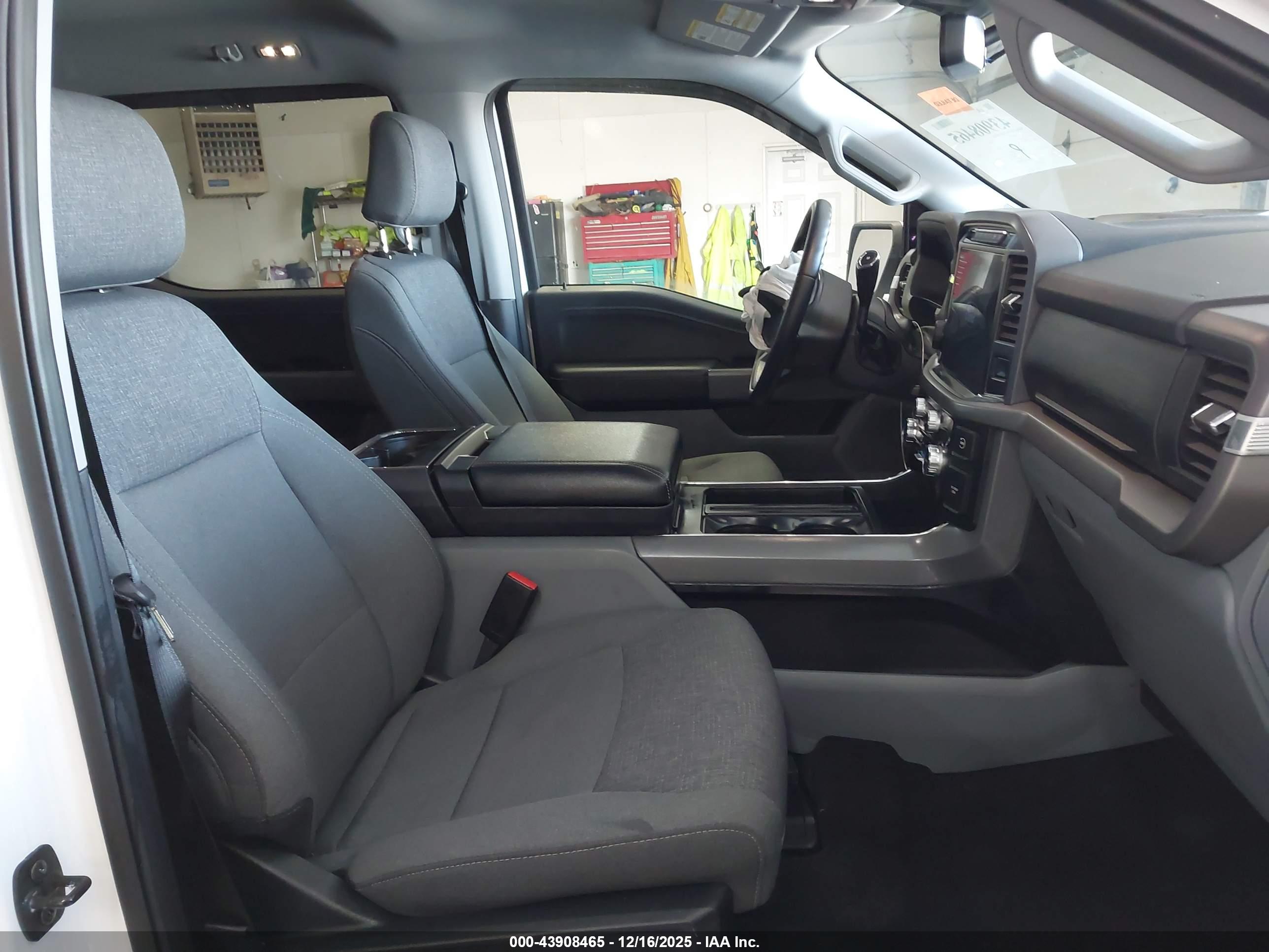 FORD F-150 image 5