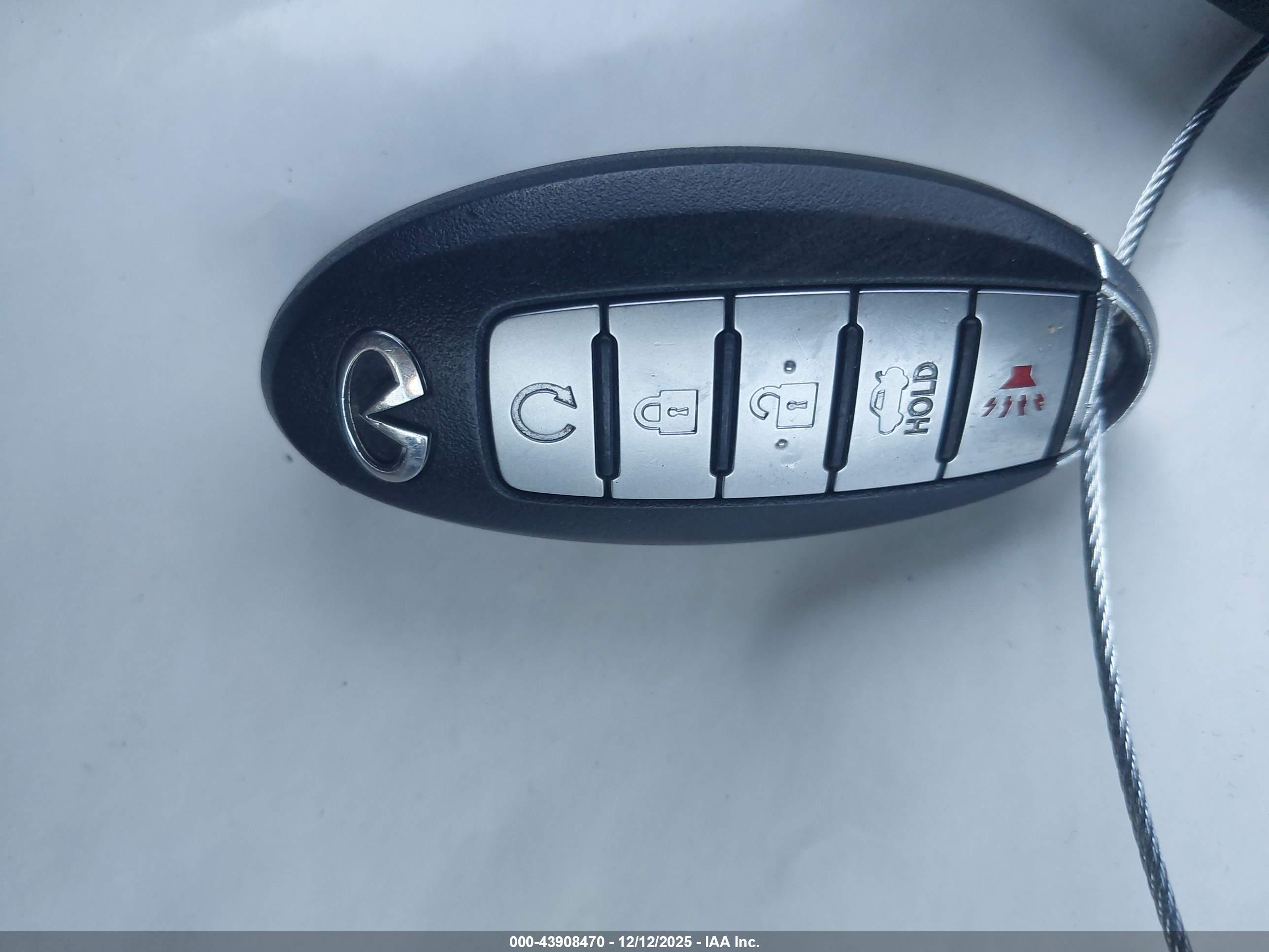 INFINITI Q50 image 11