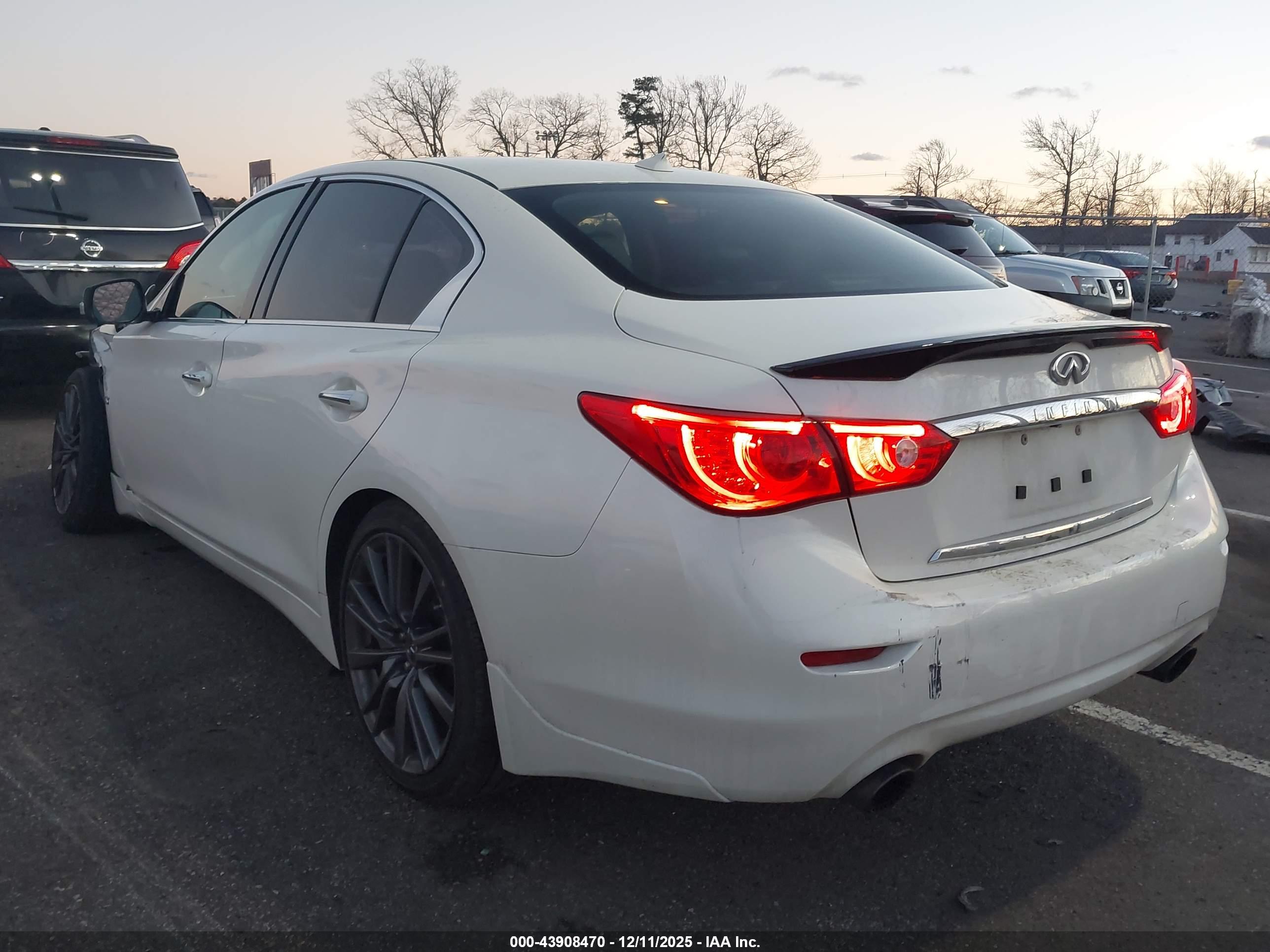 INFINITI Q50 image 3