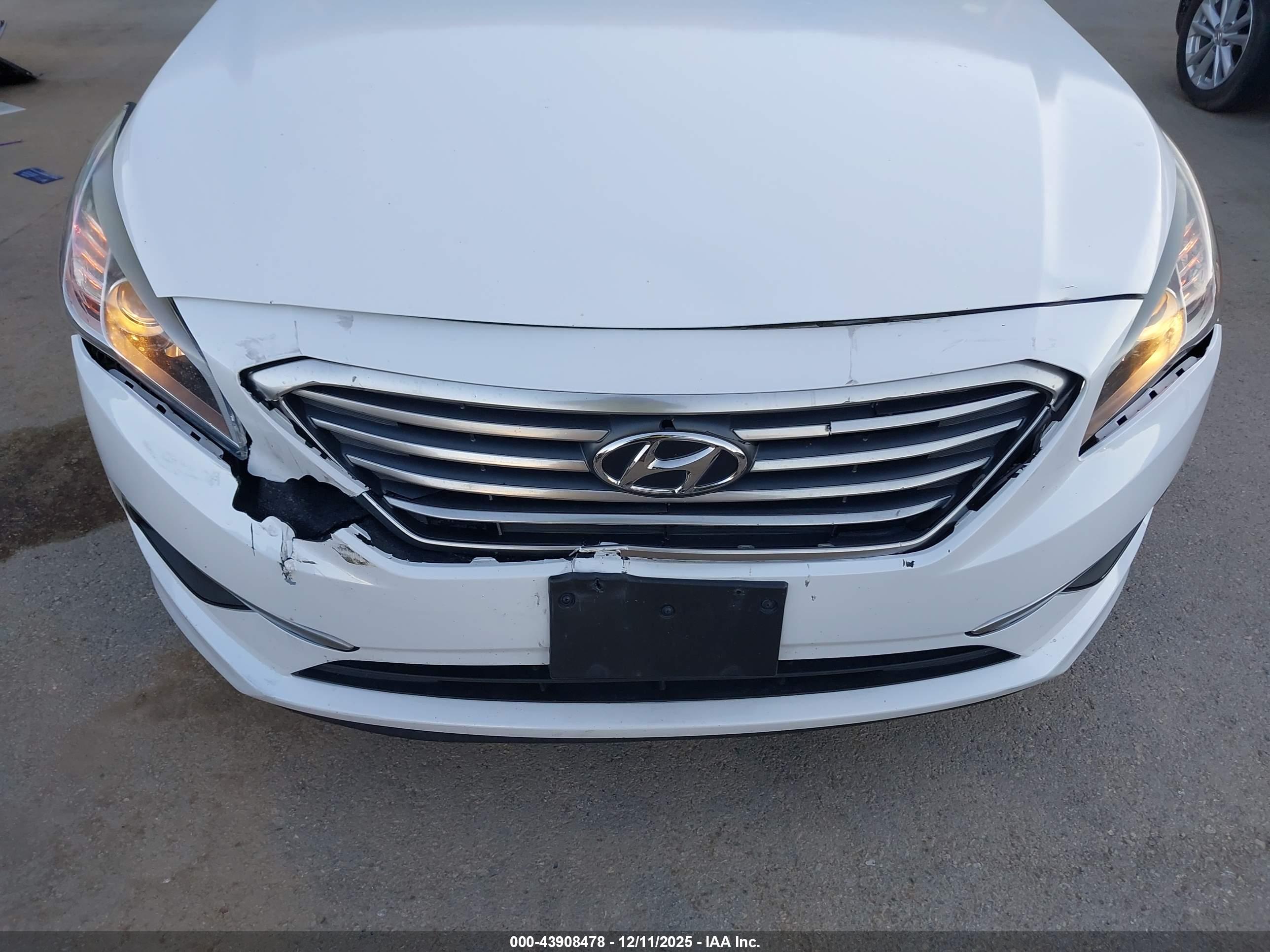 HYUNDAI SONATA image 6