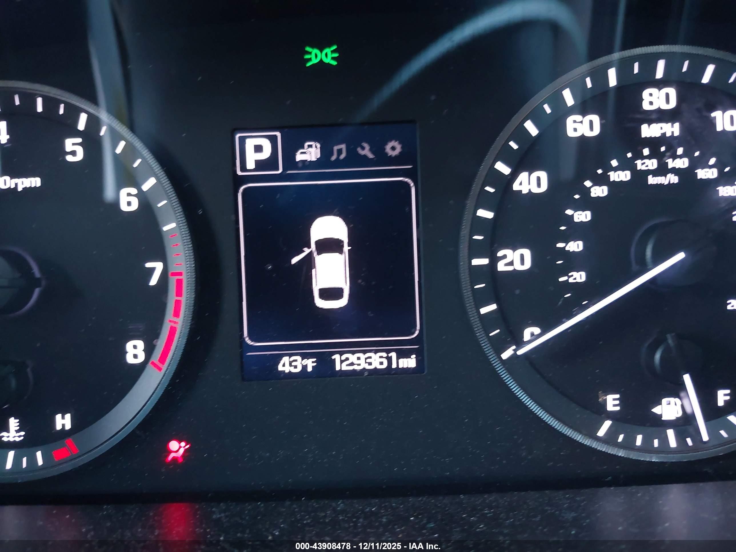 HYUNDAI SONATA image 7