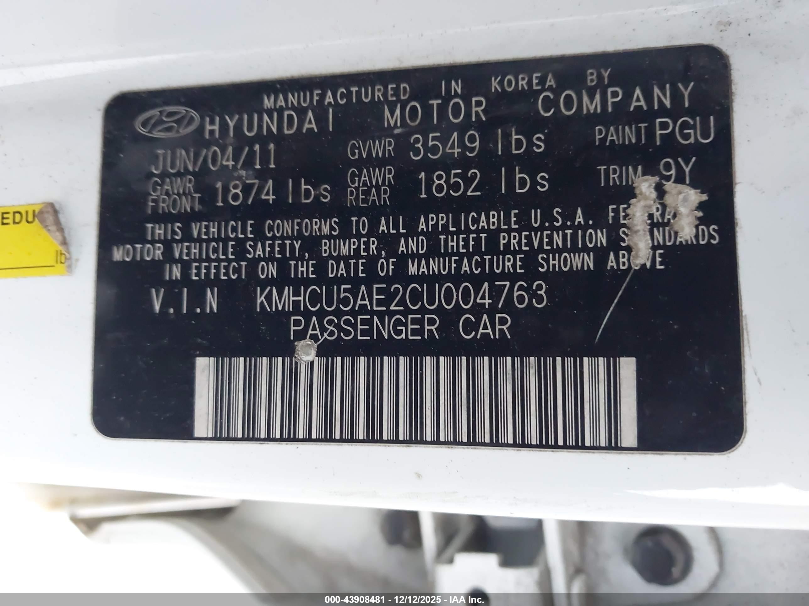 HYUNDAI ACCENT image 9