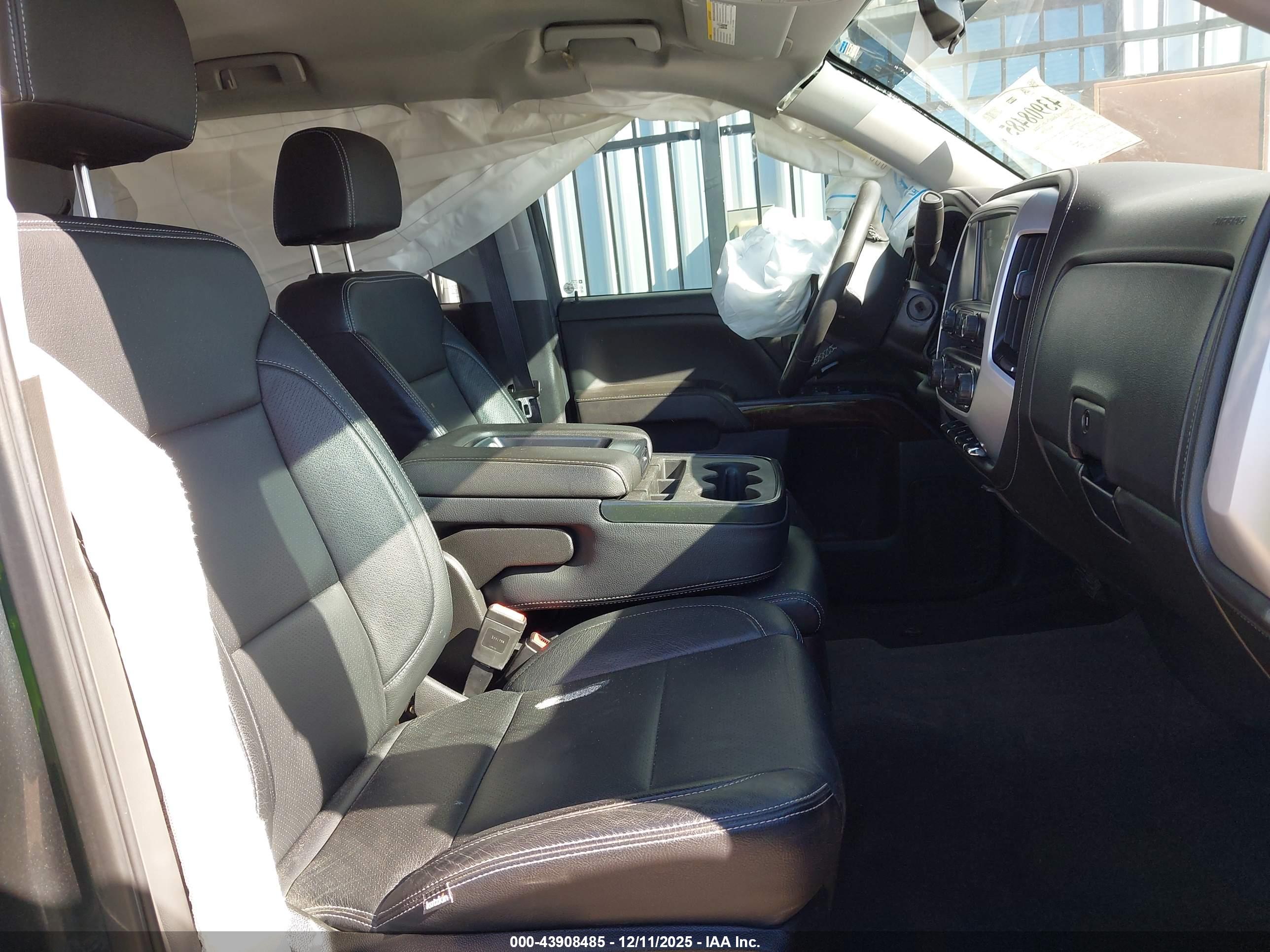 GMC SIERRA image 5