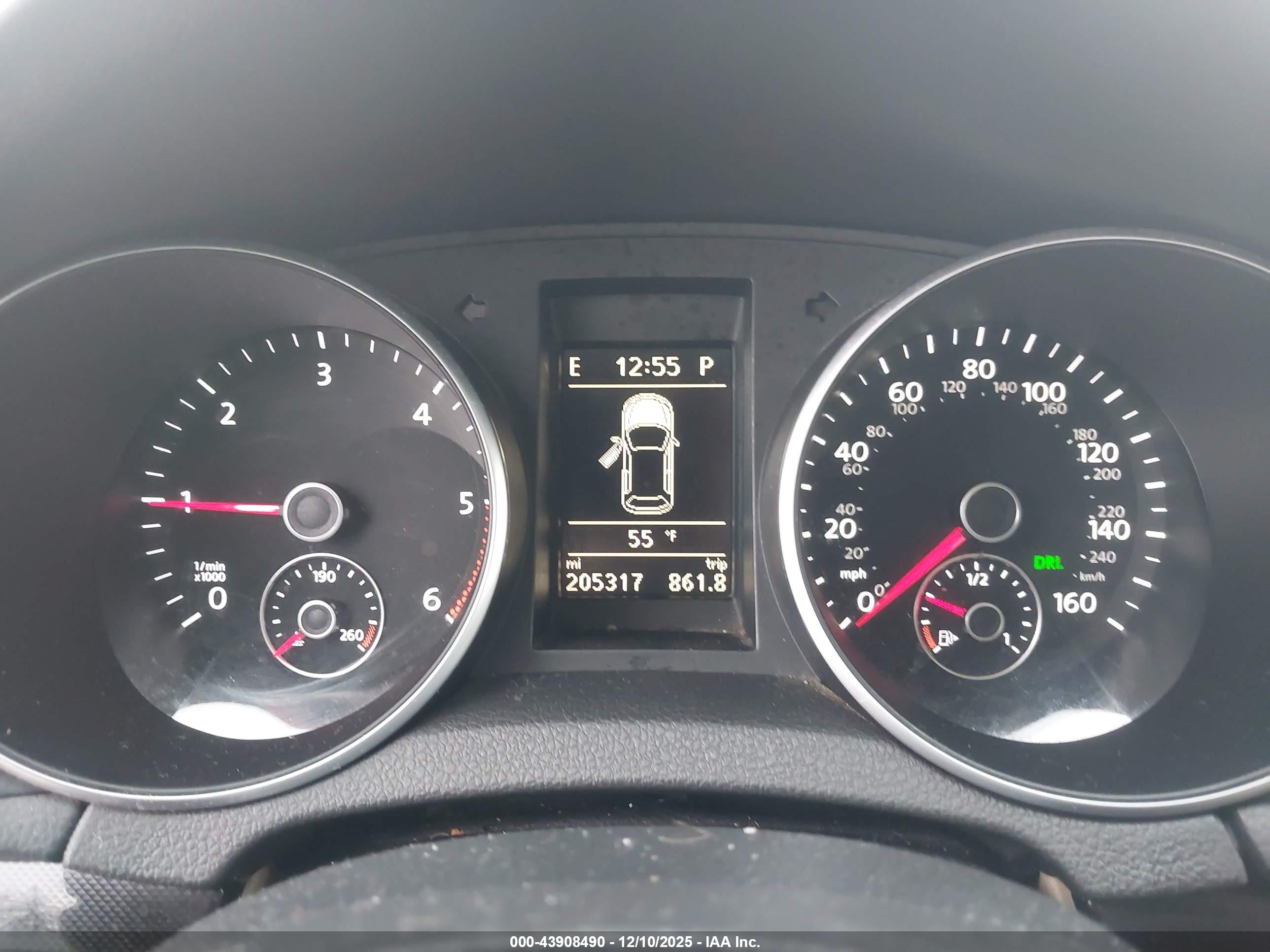 VOLKSWAGEN JETTA image 7
