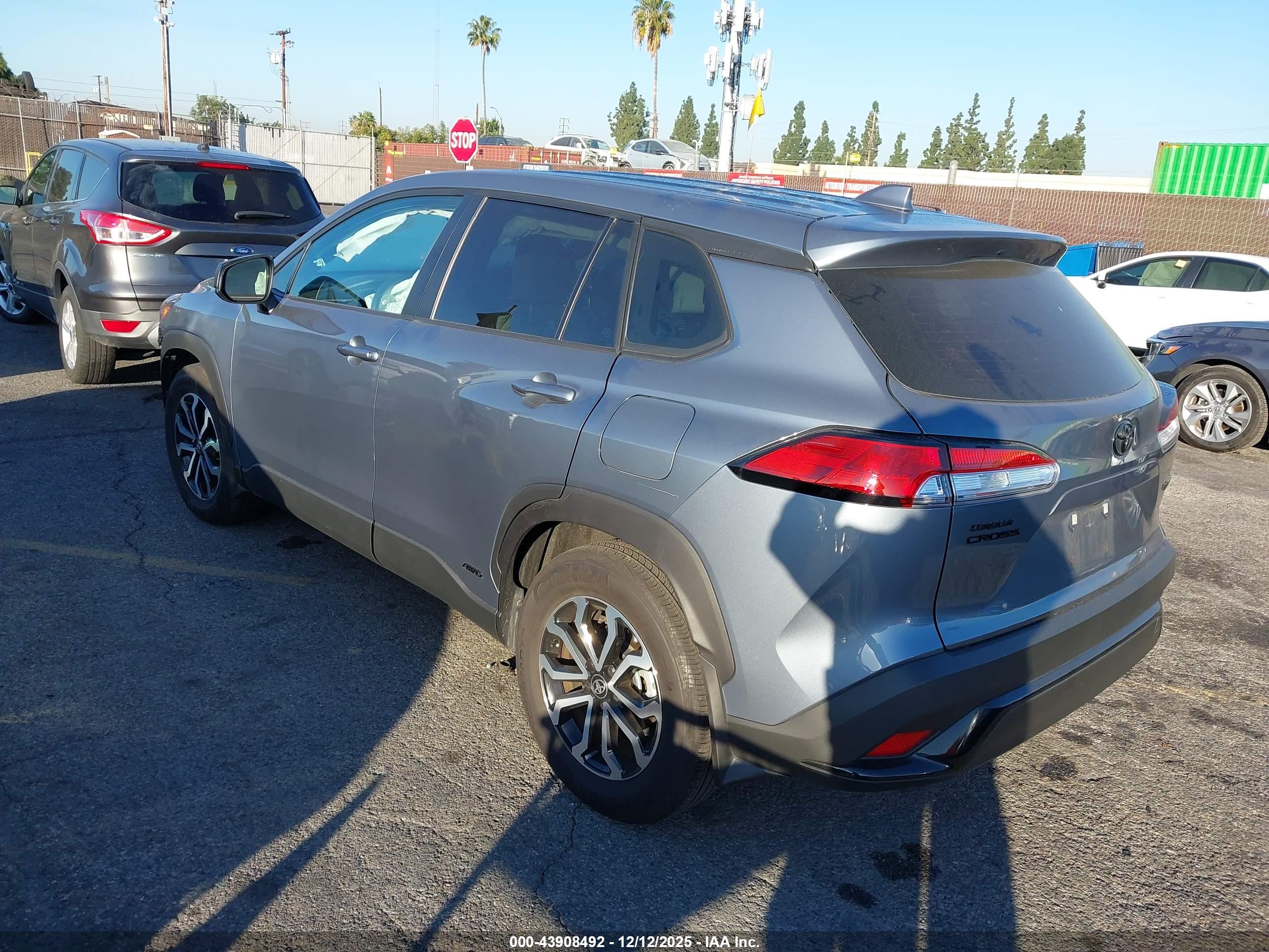 TOYOTA COROLLA image 3