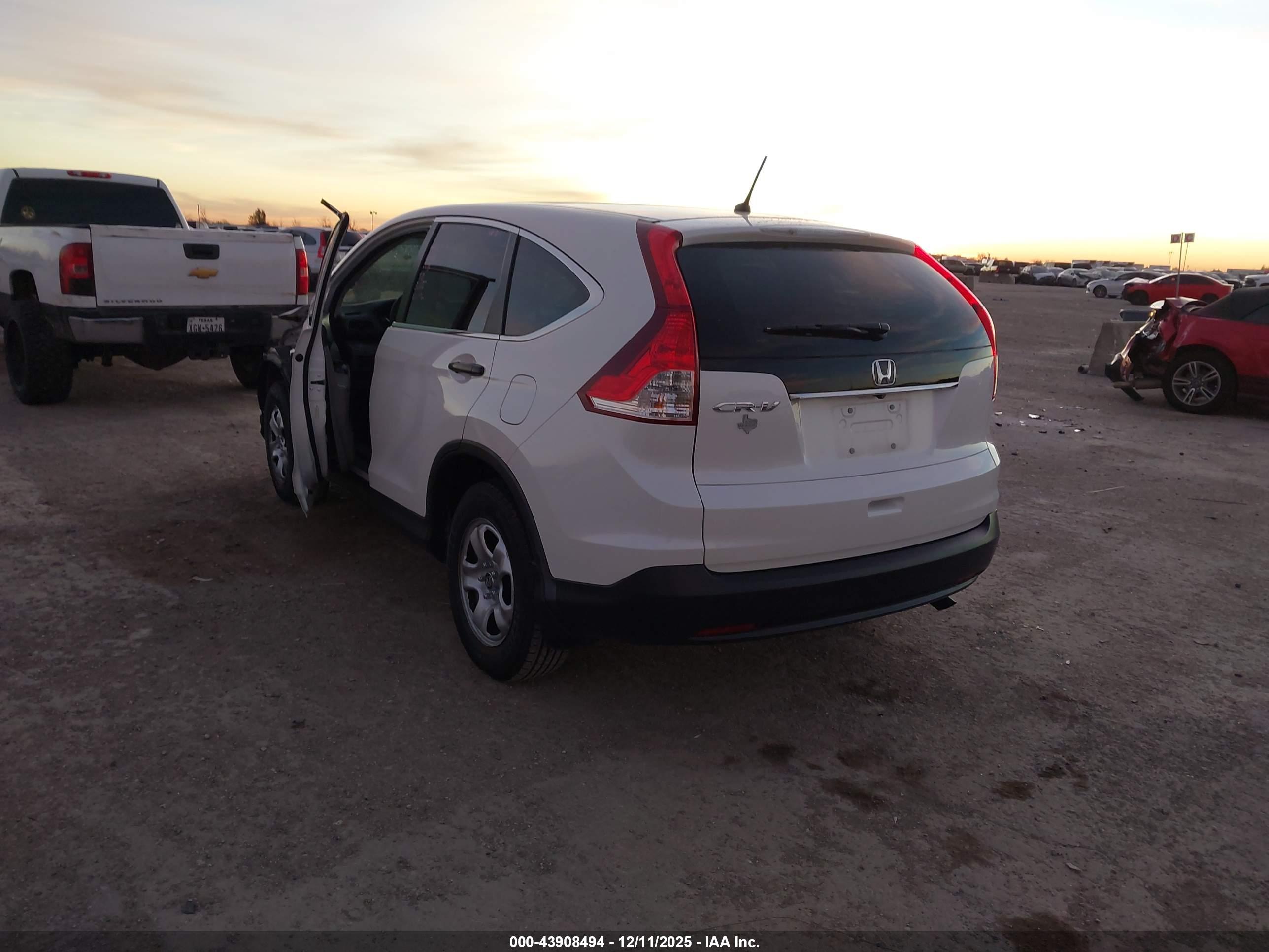HONDA CR-V image 3