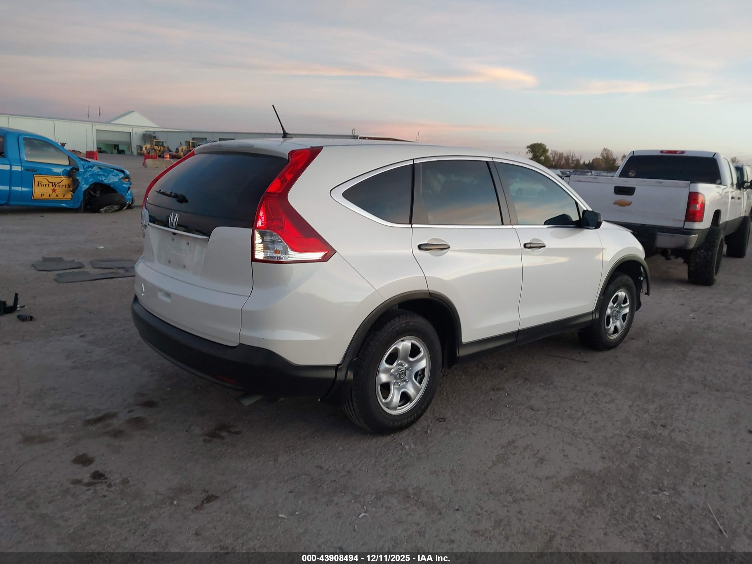 HONDA CR-V image 4