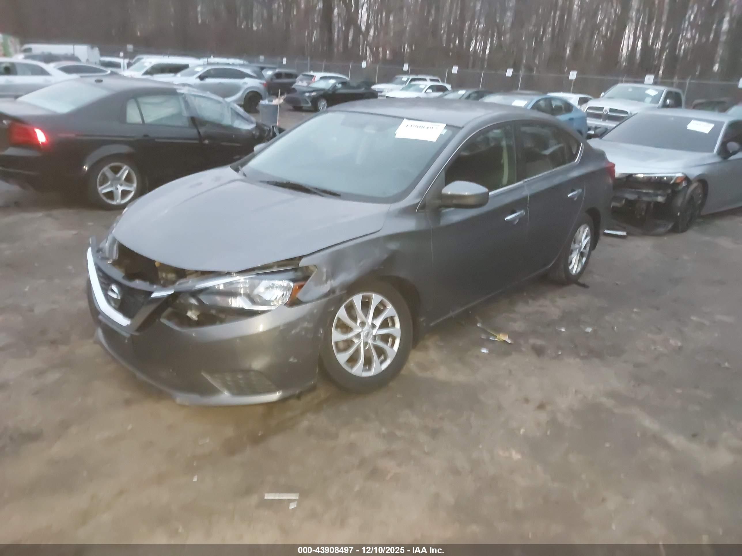 NISSAN SENTRA image 2
