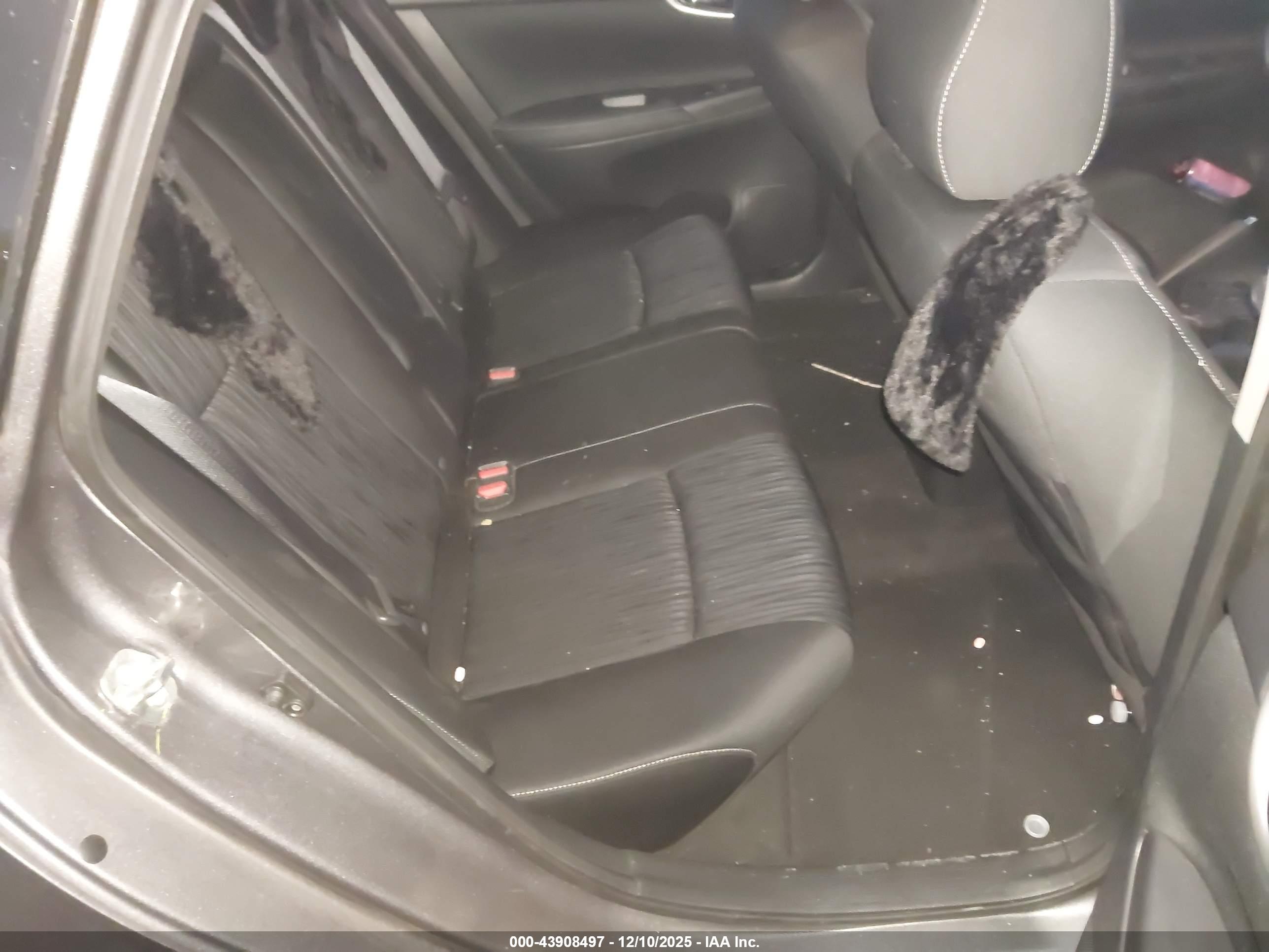 NISSAN SENTRA image 8