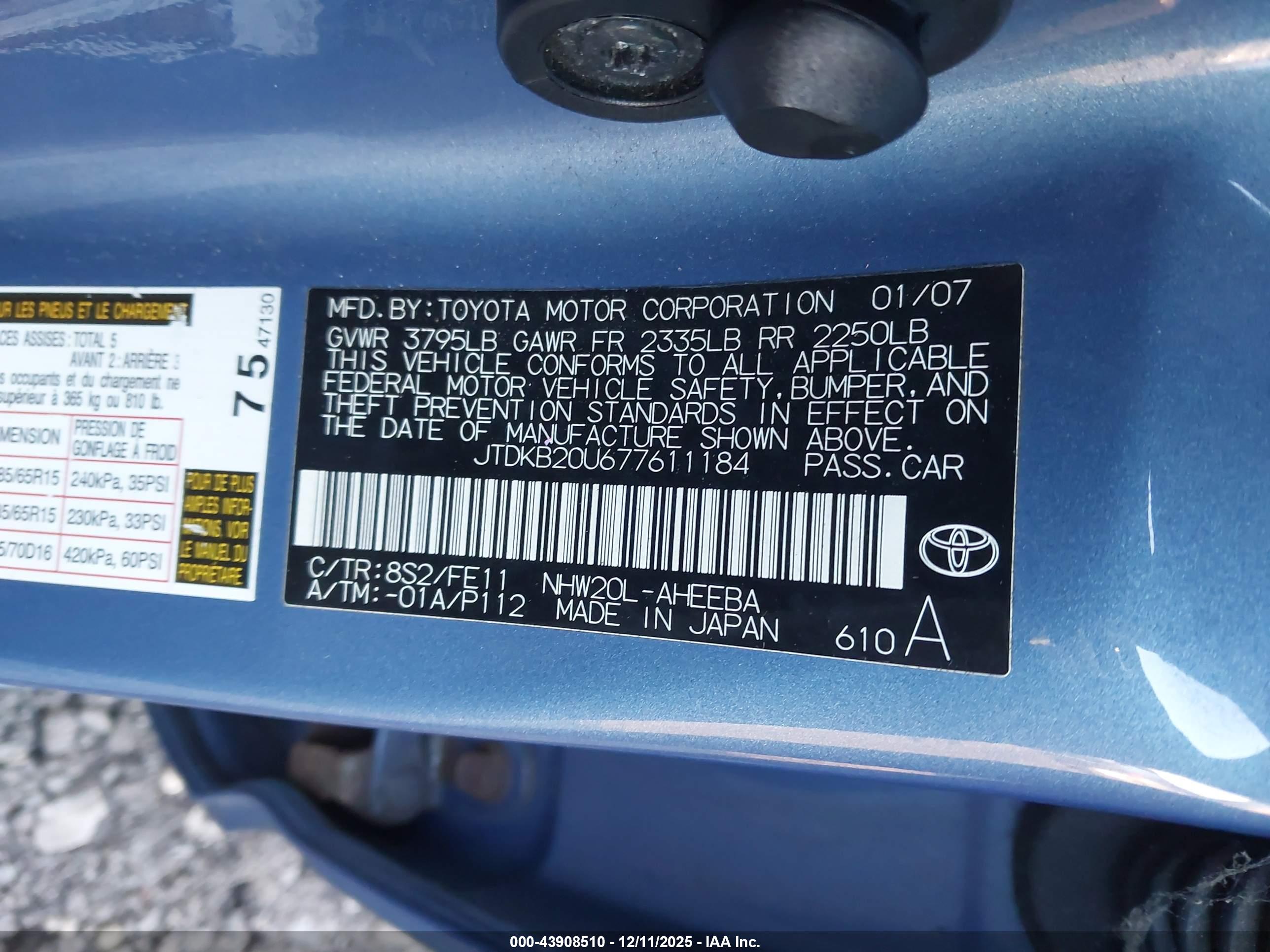 TOYOTA PRIUS image 9