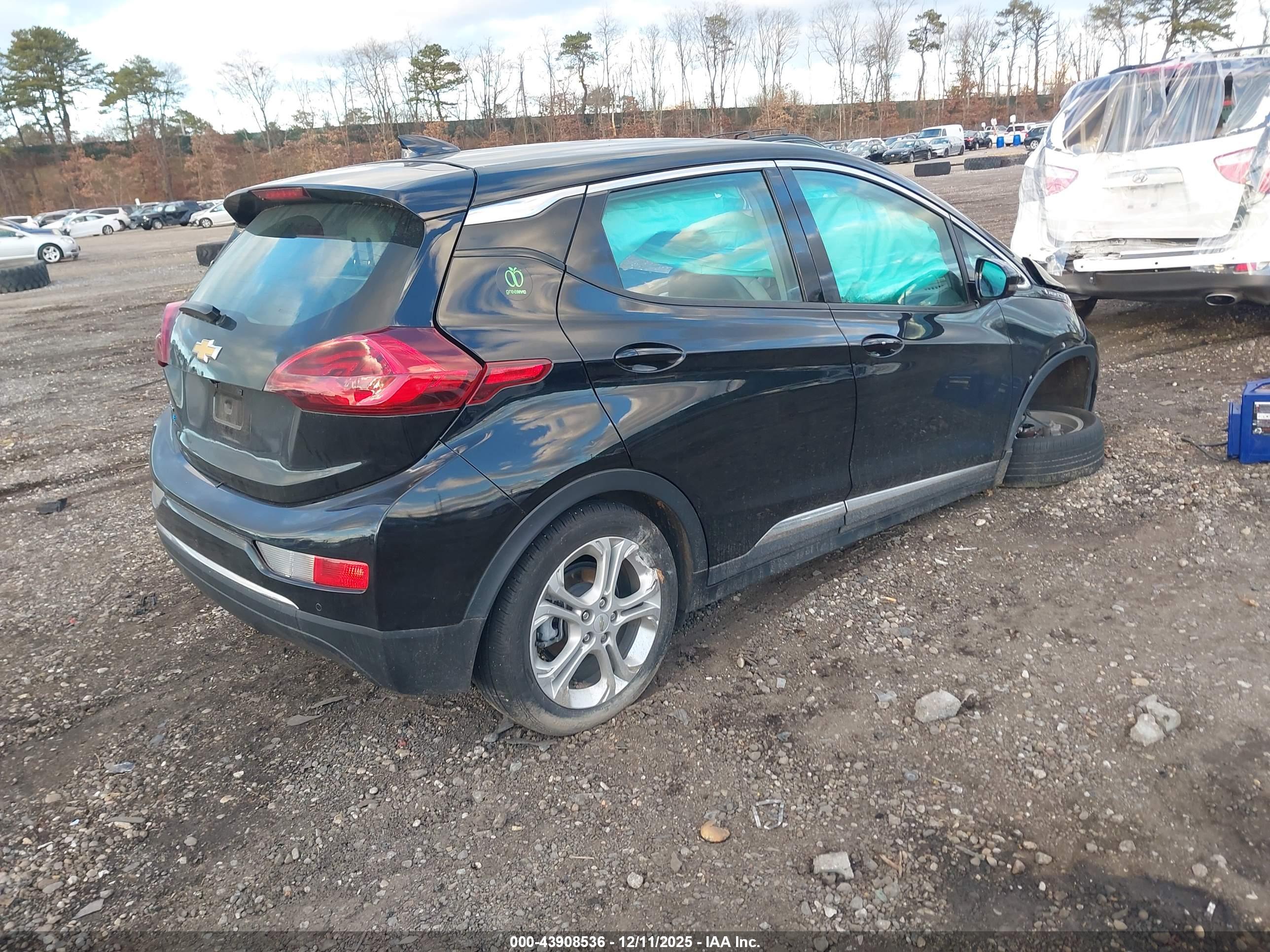 CHEVROLET BOLT image 4