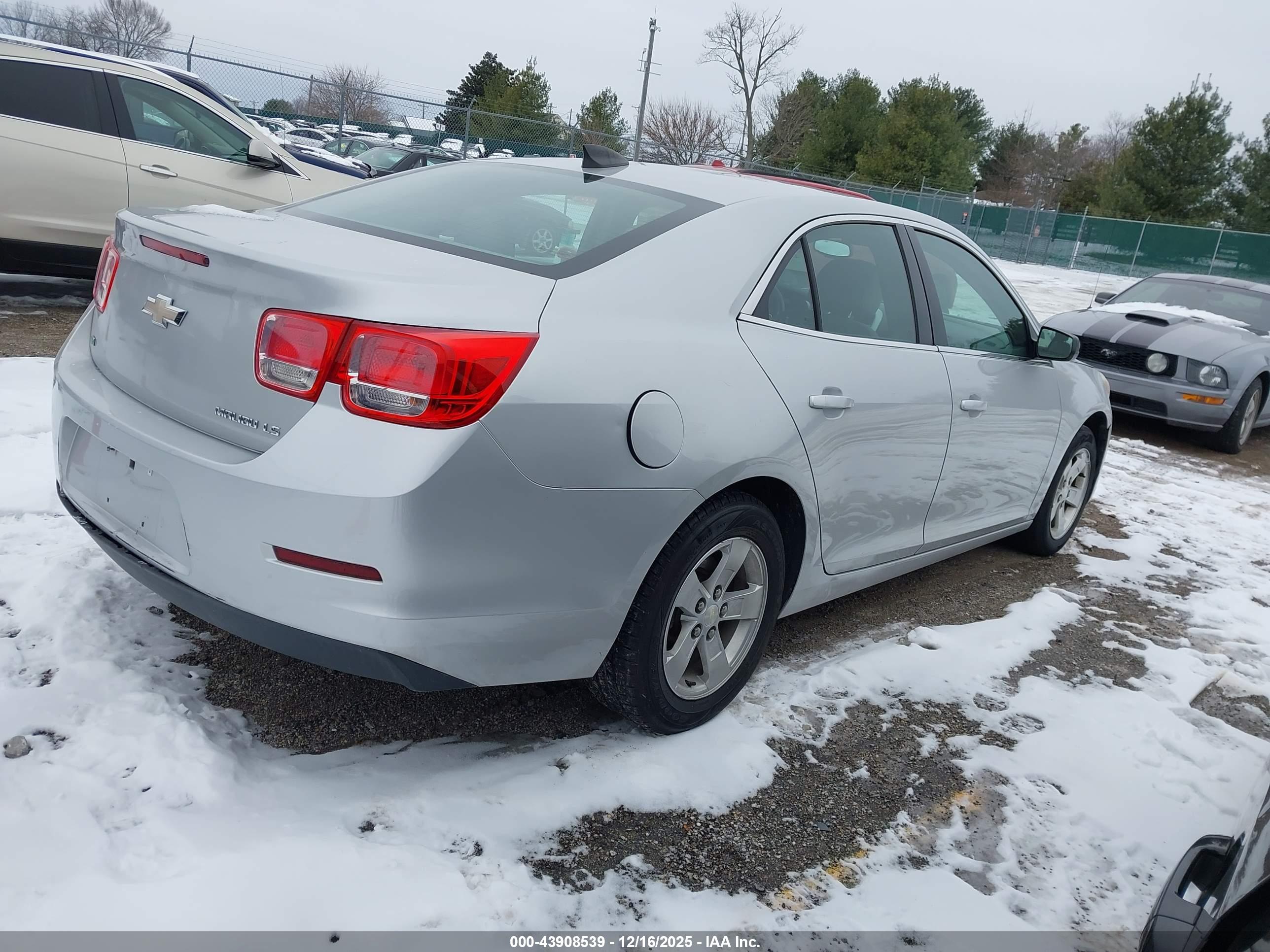 CHEVROLET MALIBU image 4