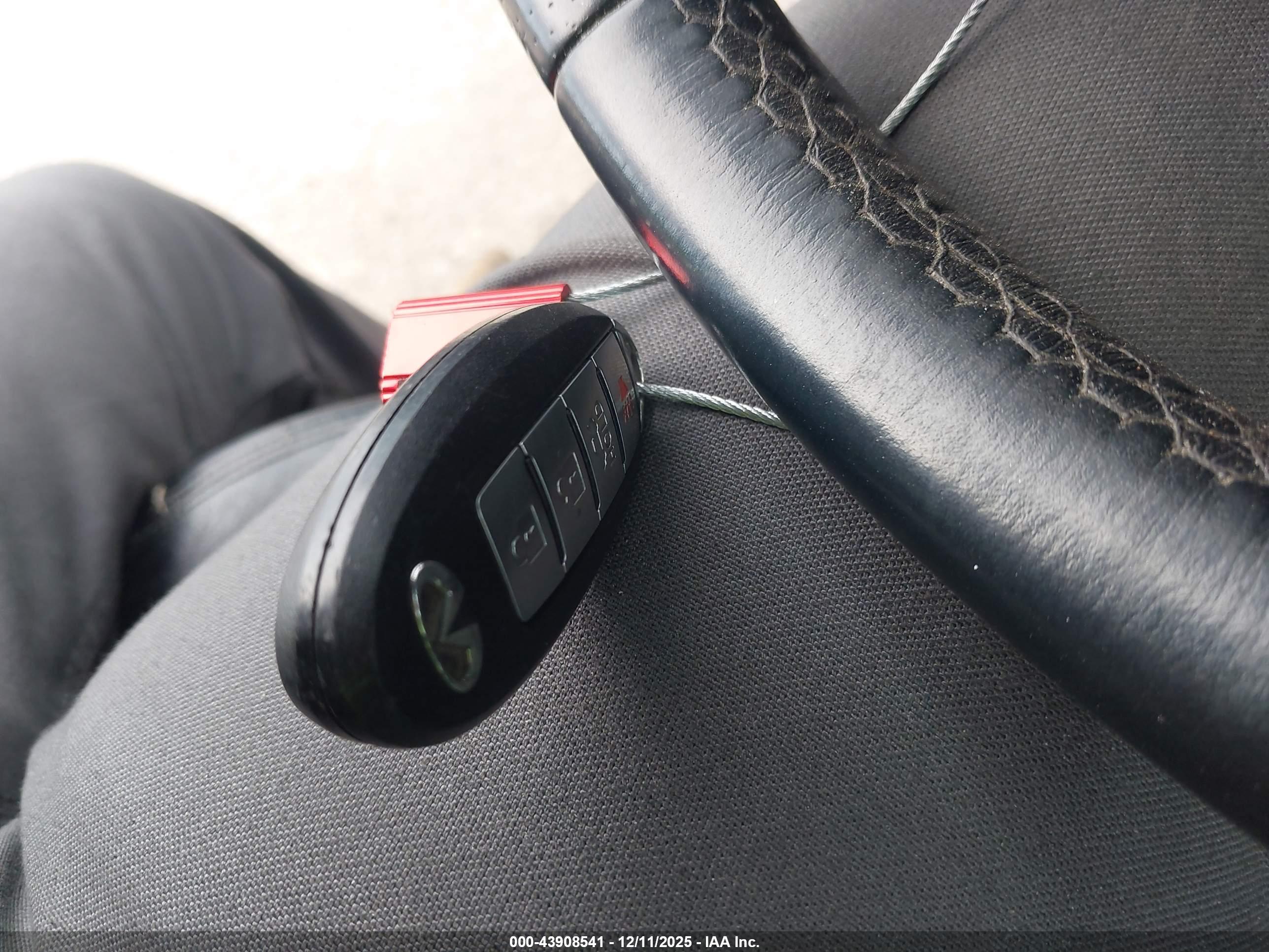 INFINITI M35X image 11