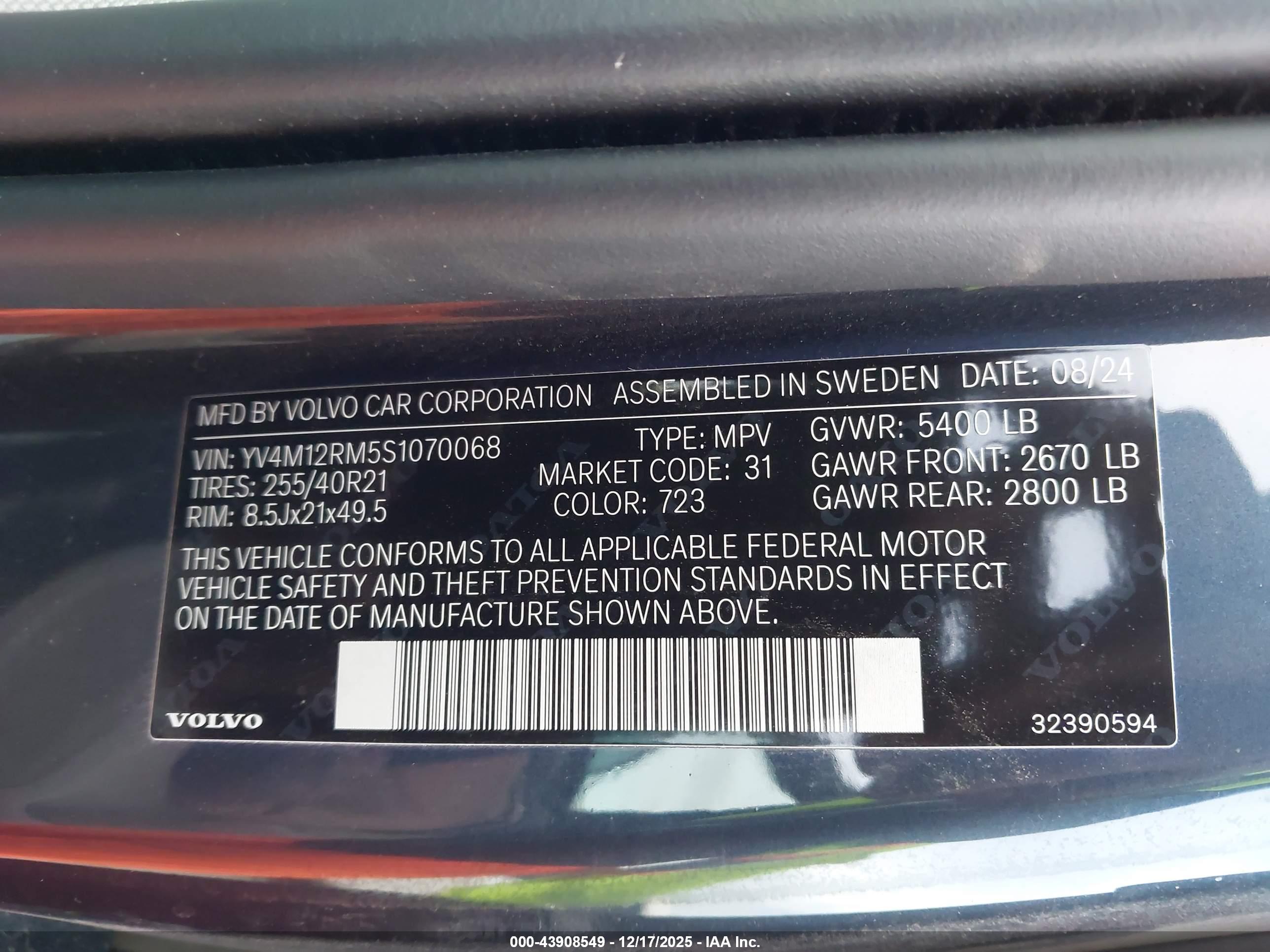 VOLVO XC60 image 9