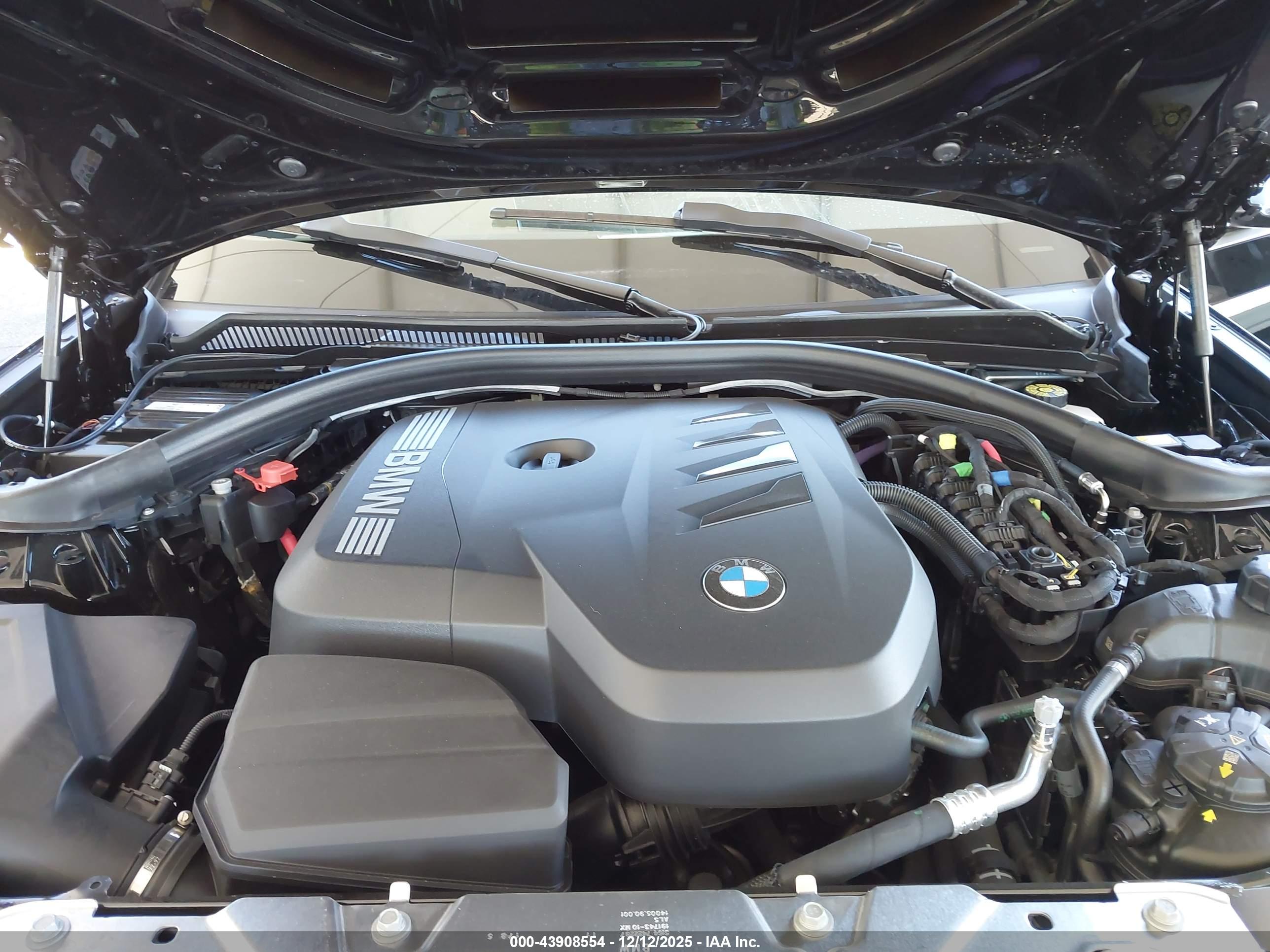 BMW 330I image 10