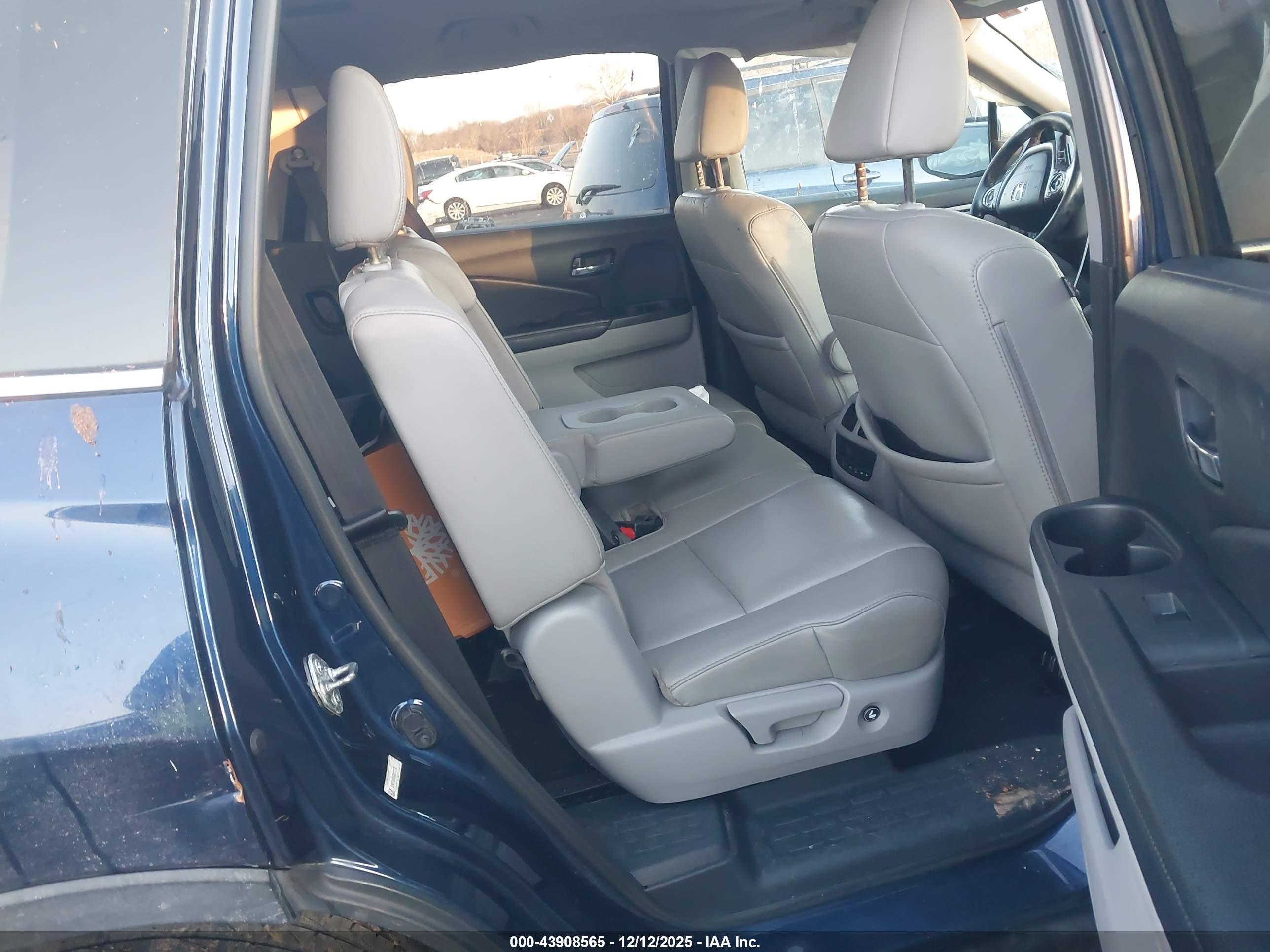 HONDA PILOT image 8