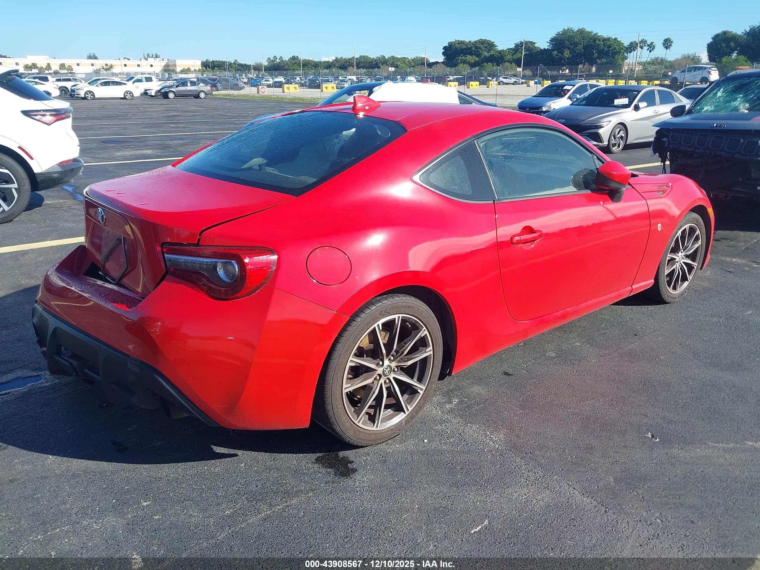 TOYOTA 86 image 4