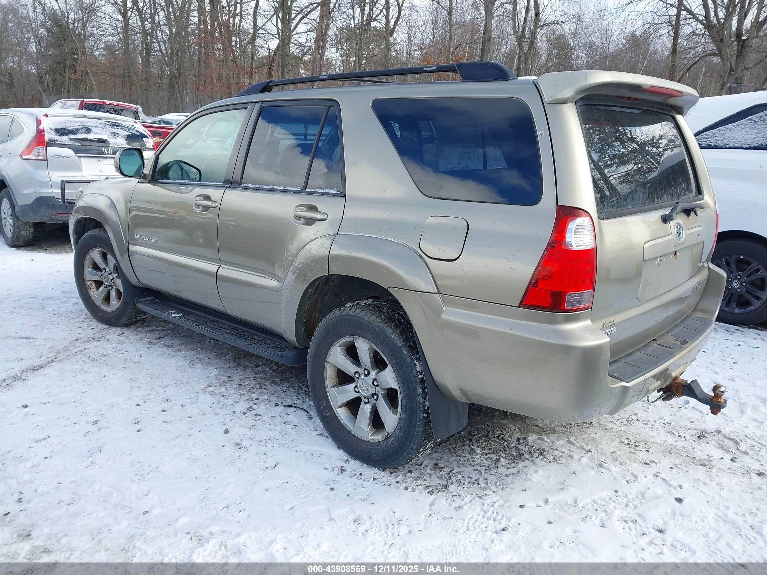 TOYOTA 4RUNNER image 3