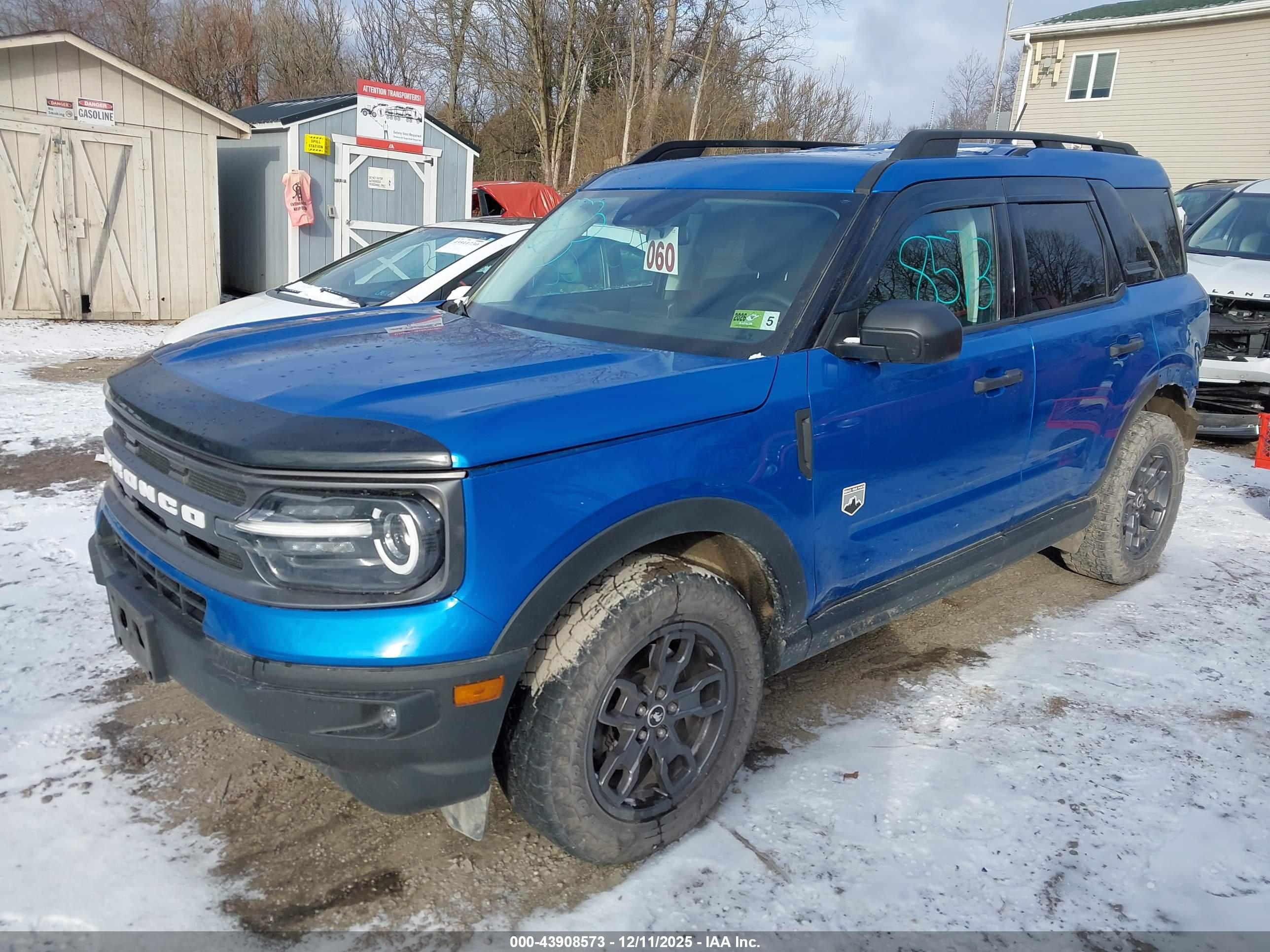 FORD BRONCO image 2