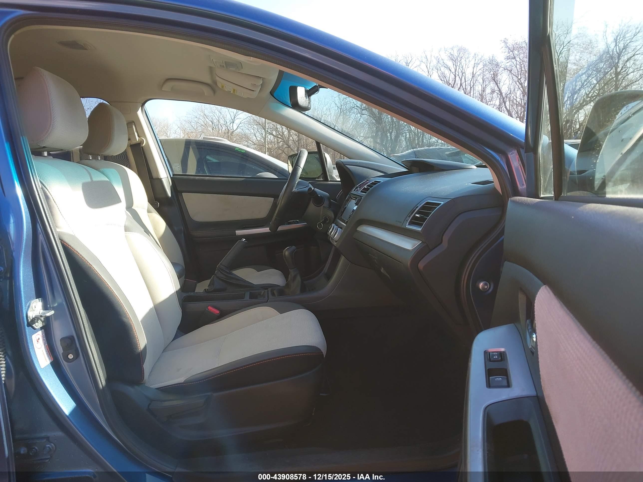 SUBARU CROSSTREK image 5